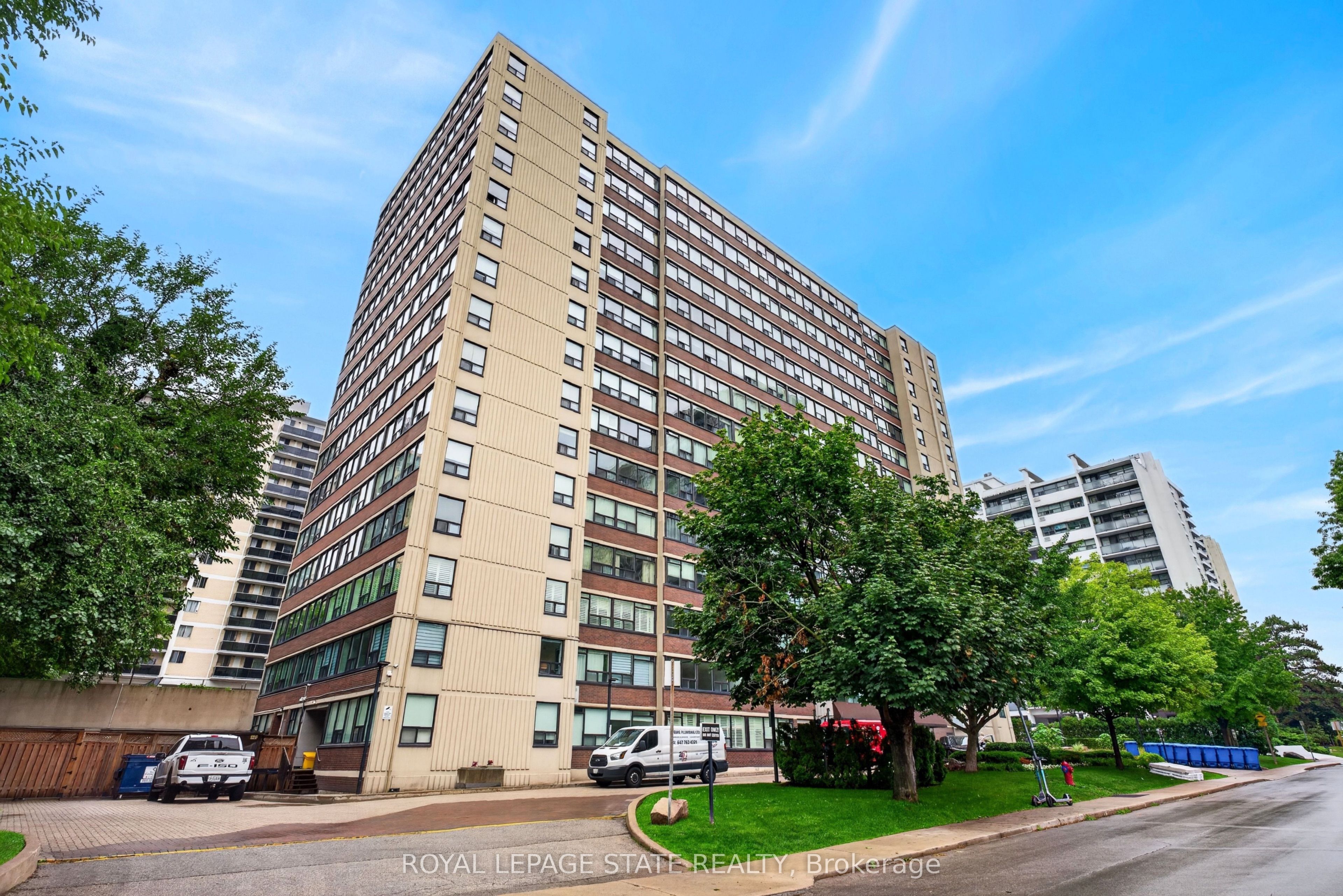 120 Duke Street 1106, Hamilton, ON L8P 4T1 photo 2