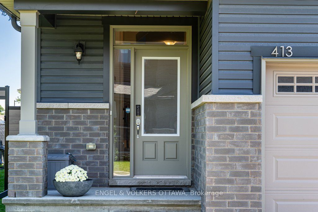 413 Premiere Lane, Clarence-Rockland, ON K4K 0M7 photo 2