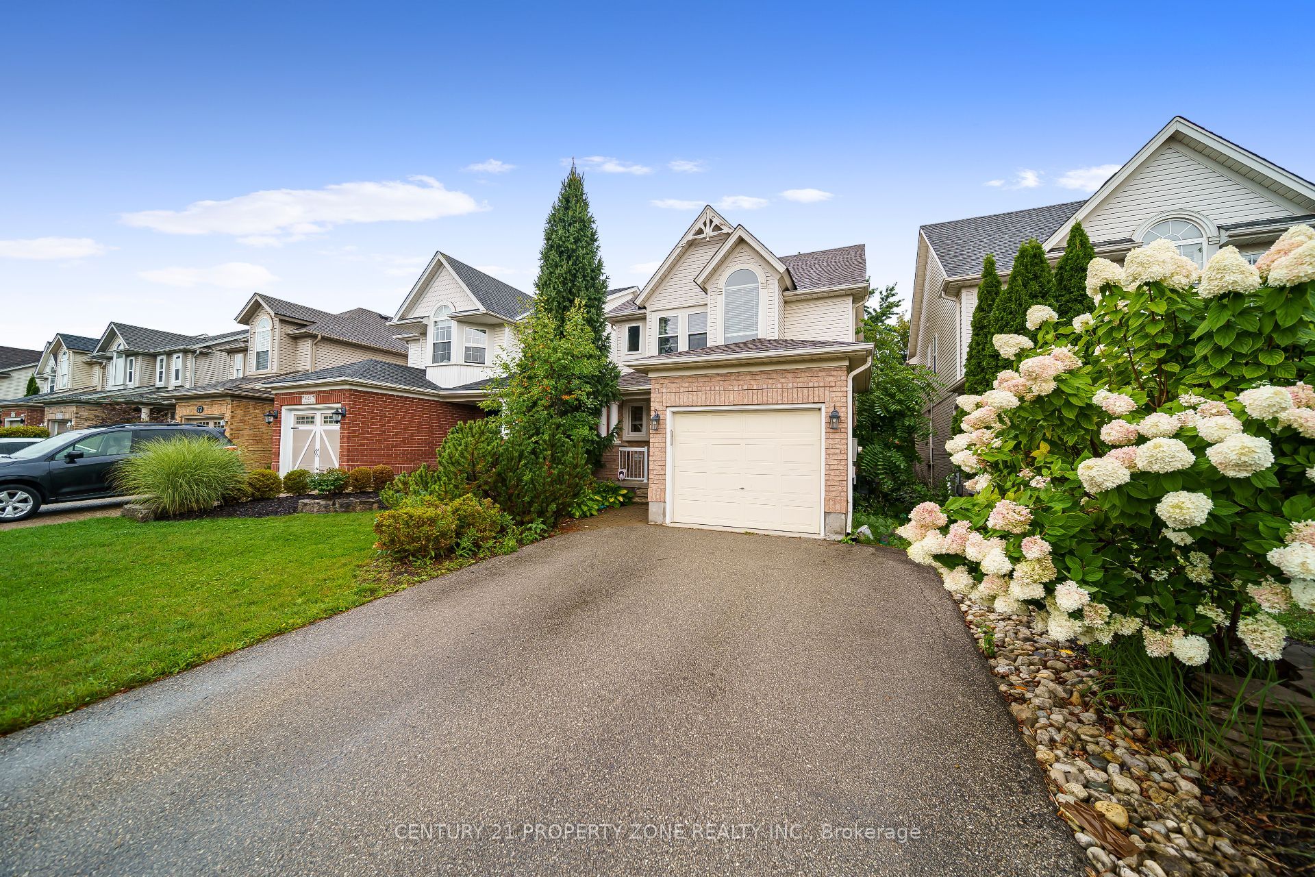 643 Bonavista Drive, Waterloo, ON N2K 4B3 photo 4