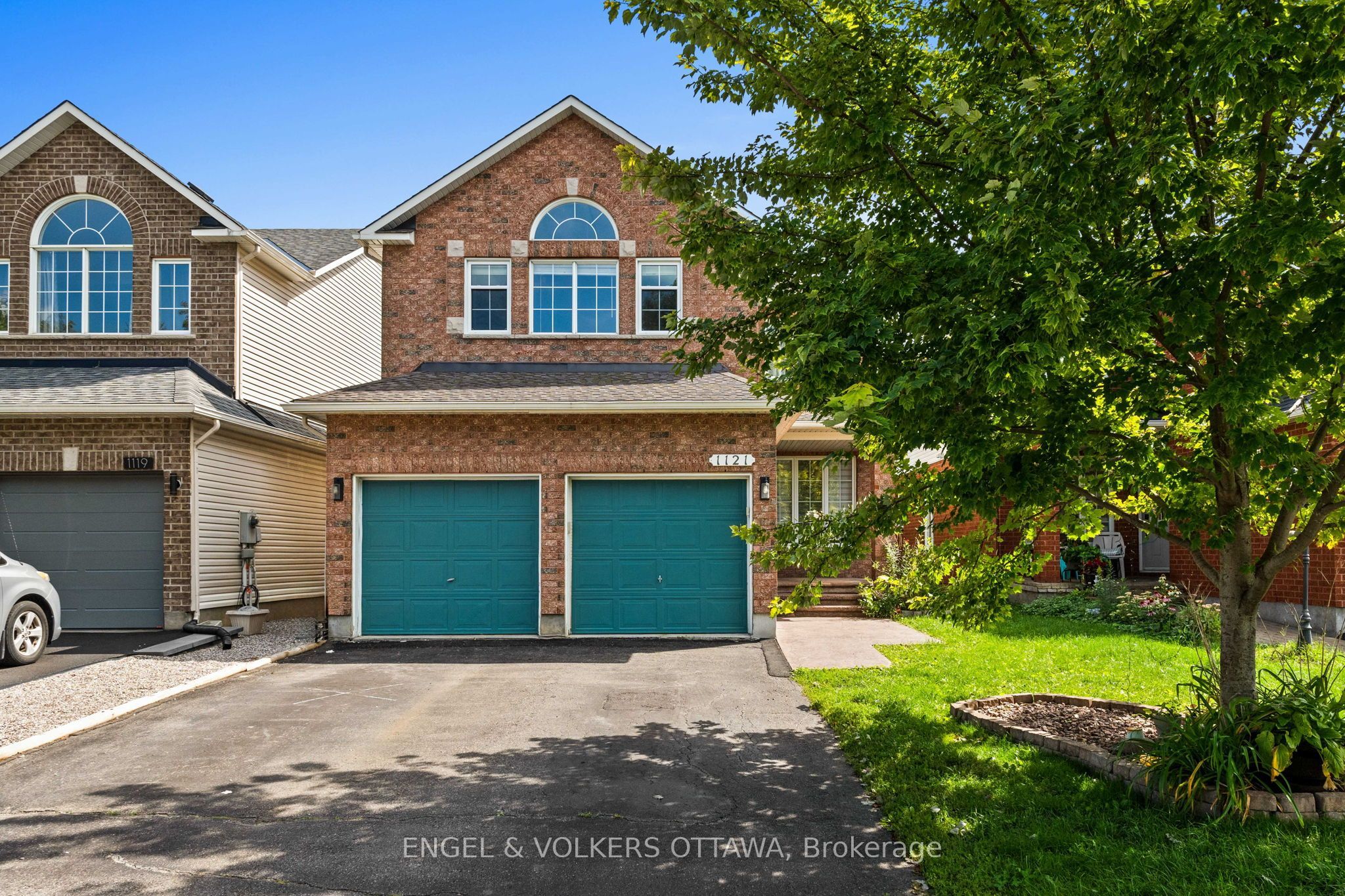 1121 Rocky Harbour Crescent, Blossom Park - Airport and Area, ON K1V 1V4