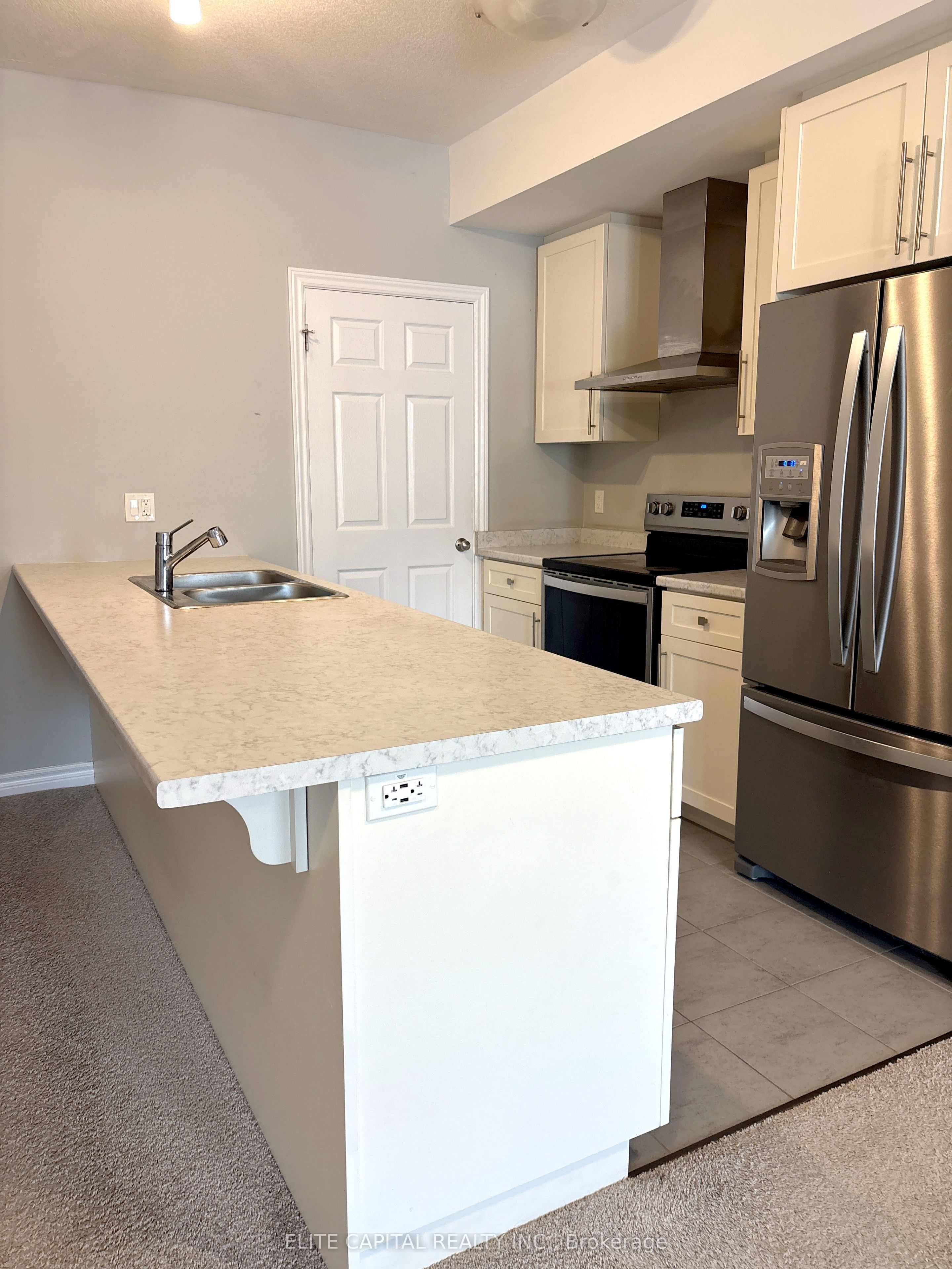 104 Oat Lane, Kitchener, ON N2R 0S8 photo 4