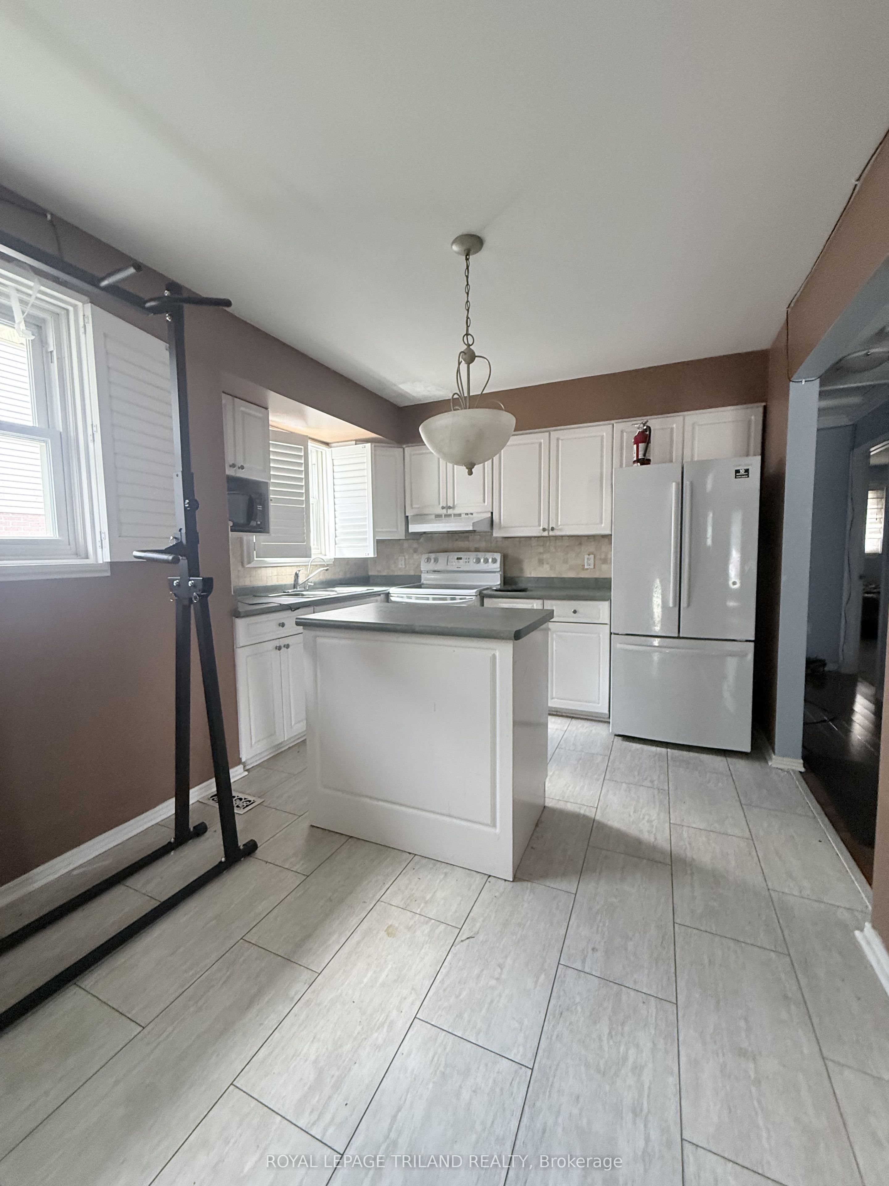 85 Bonaventure Drive, London East, ON N5V 4A7 photo 5