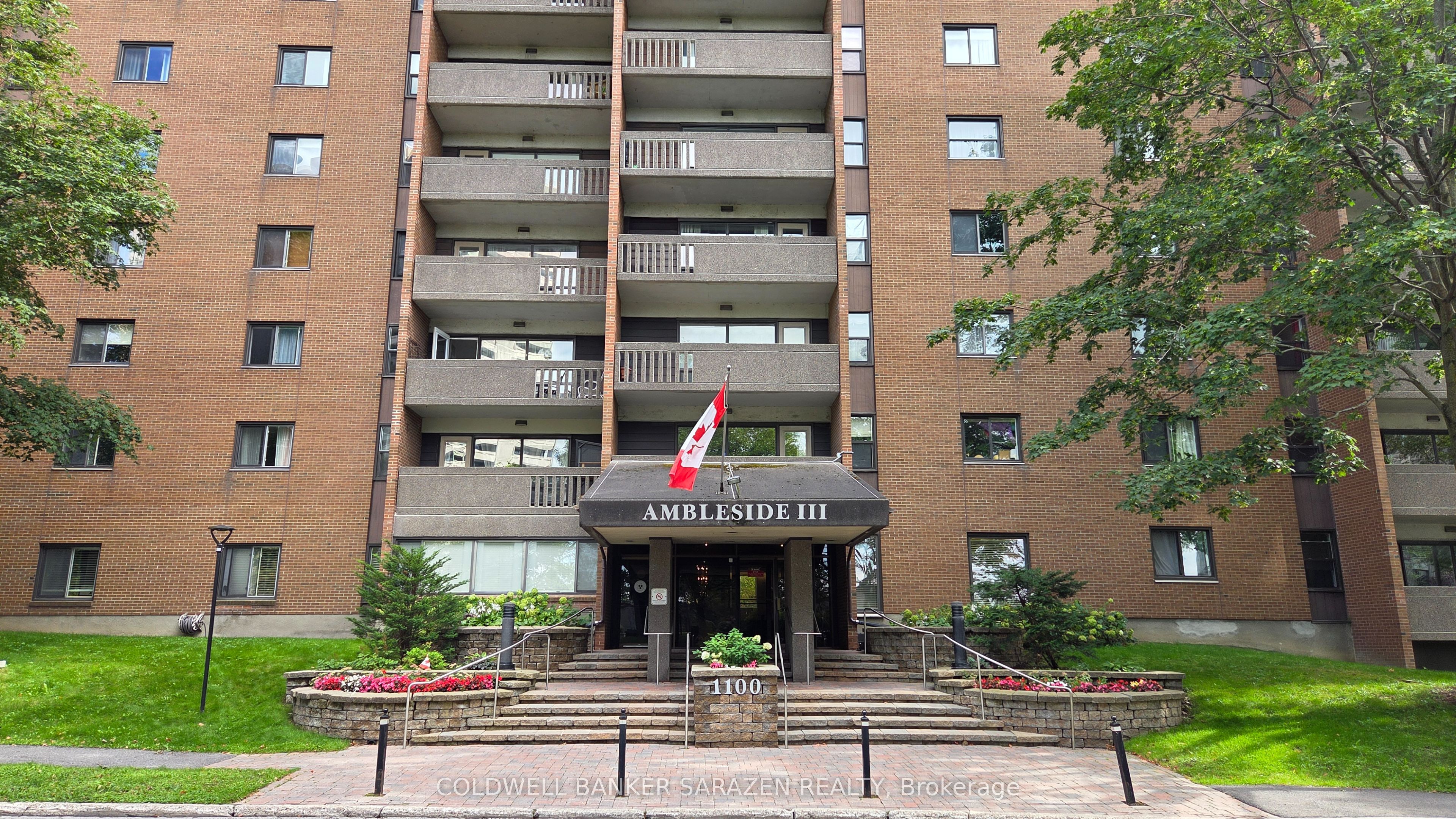 1100 Ambleside Drive 710, Woodroffe, ON K2B 8G6