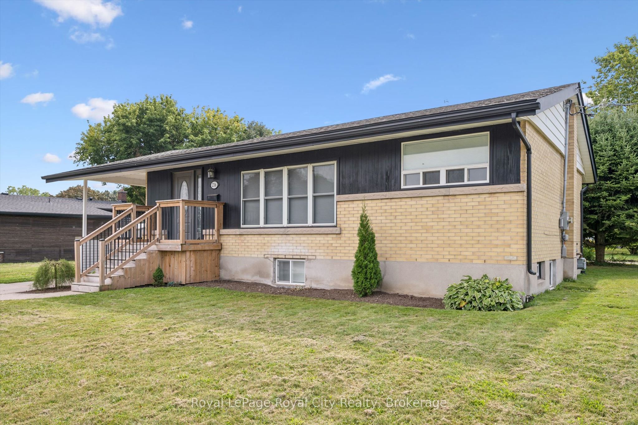 216 Stevenson Street N, Guelph, ON N1E 5B2