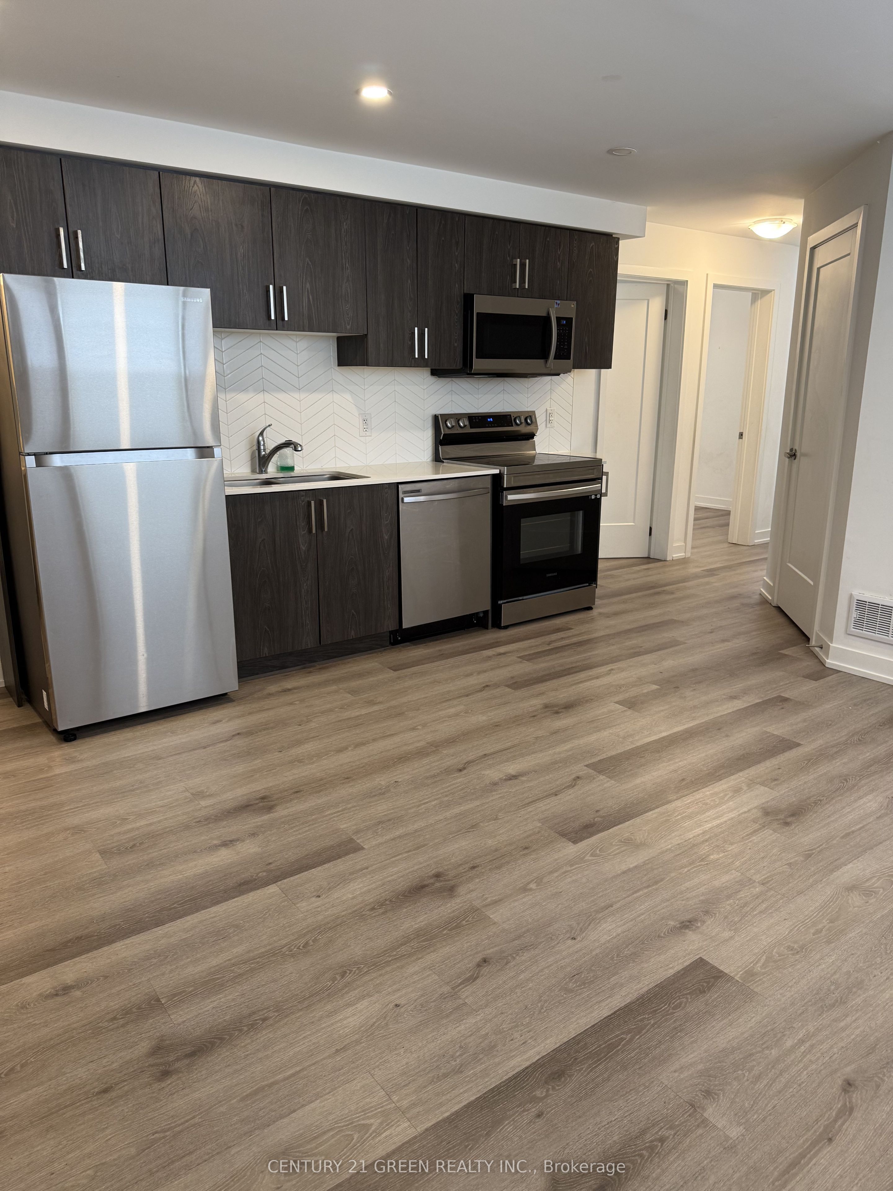 4263 FOURTH Avenue 214, Niagara Falls, ON L2E 0C2 photo 5