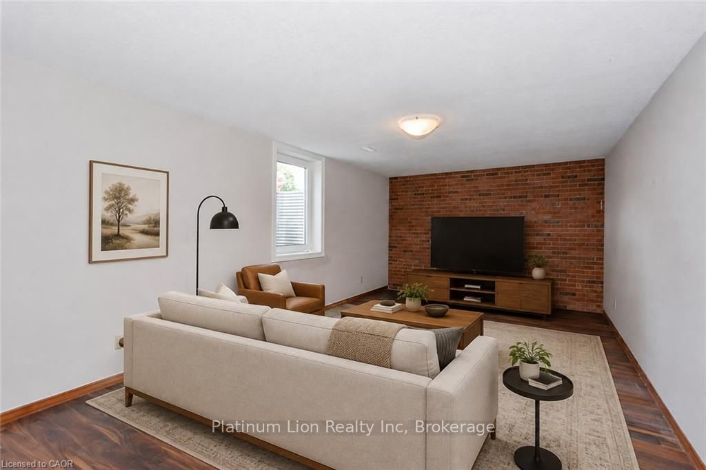 77 Wendy Crescent Basement, Kitchener, ON N2A 3T1 photo 2