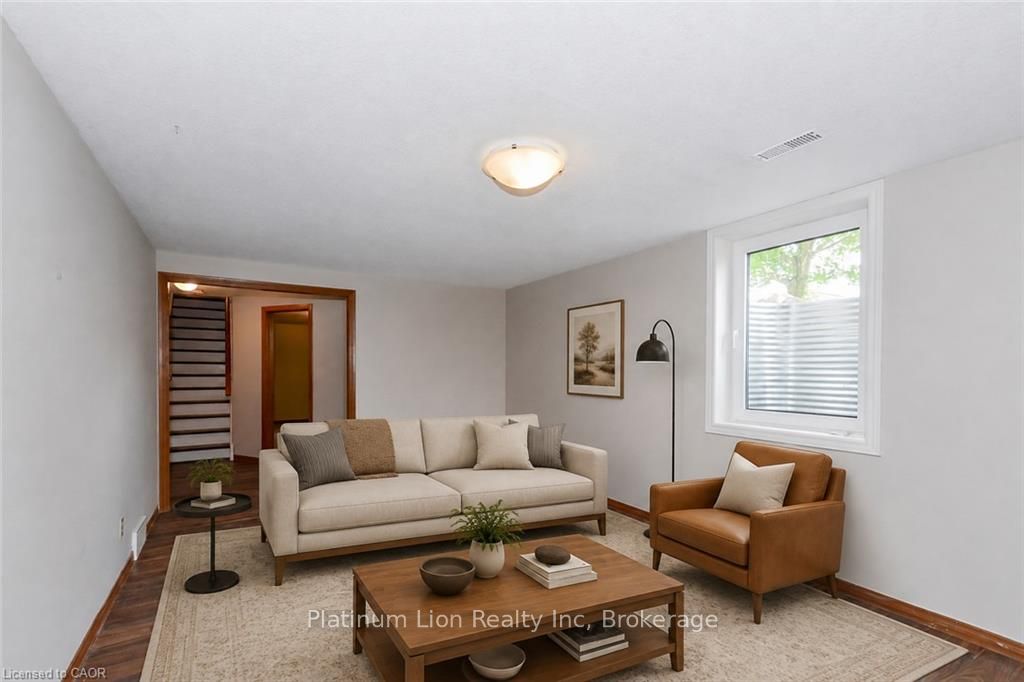 77 Wendy Crescent Basement, Kitchener, ON N2A 3T1 photo 3
