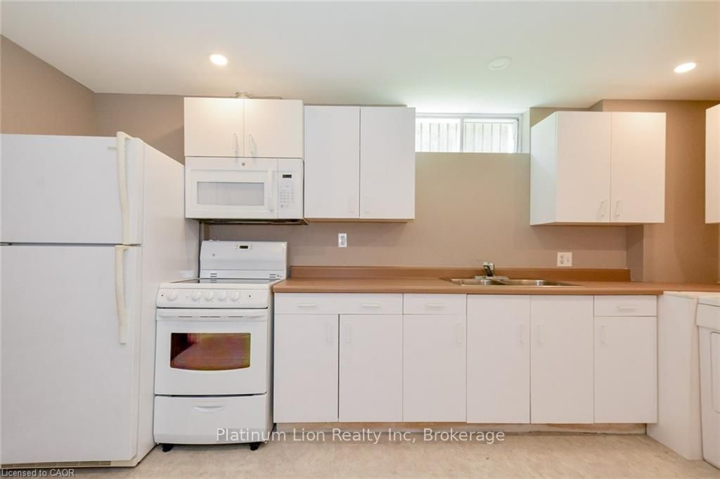 77 Wendy Crescent Basement, Kitchener, ON N2A 3T1 photo 4