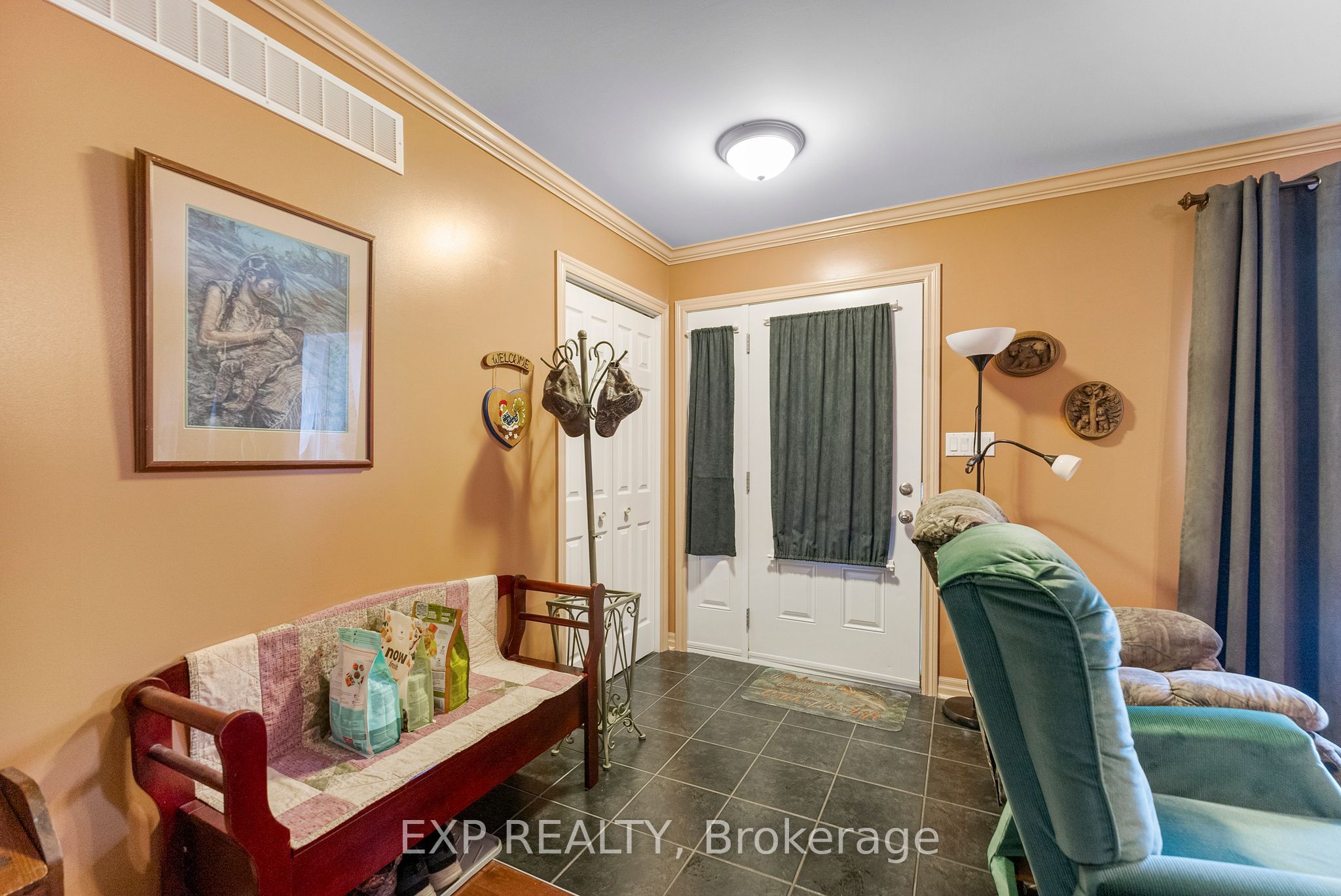 716 Cybulski Road, Madawaska Valley, ON K0J 1B0 photo 5