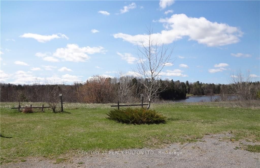1343-B CHENAUX Road, Whitewater Region, ON K0J 1Y0 photo 3