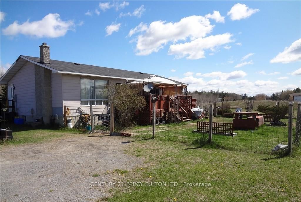 1343-B CHENAUX Road, Whitewater Region, ON K0J 1Y0 photo 4