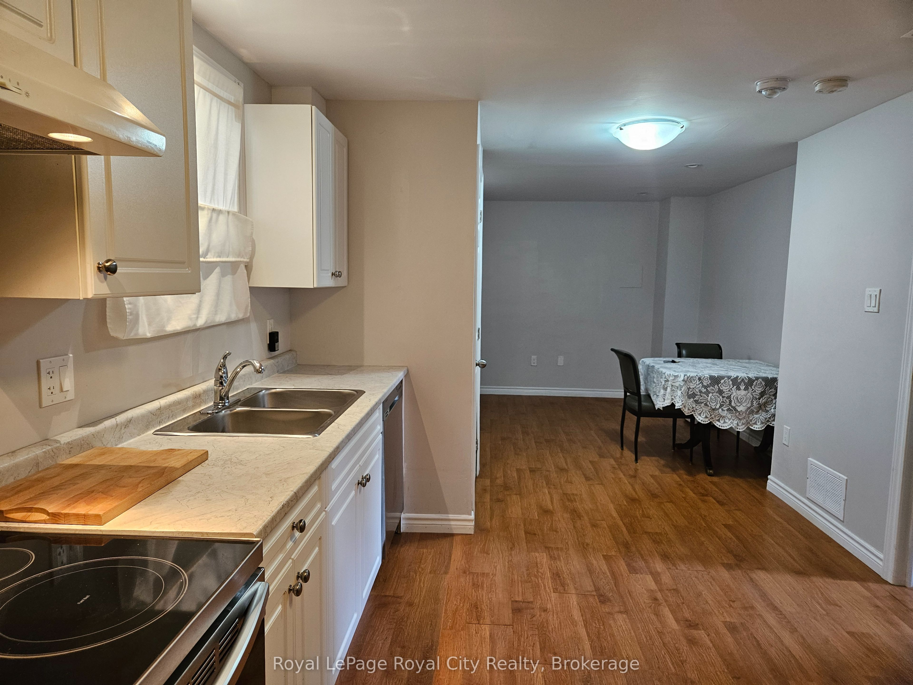 3 Joyce Place, Guelph, ON N1E 6P8 photo 5