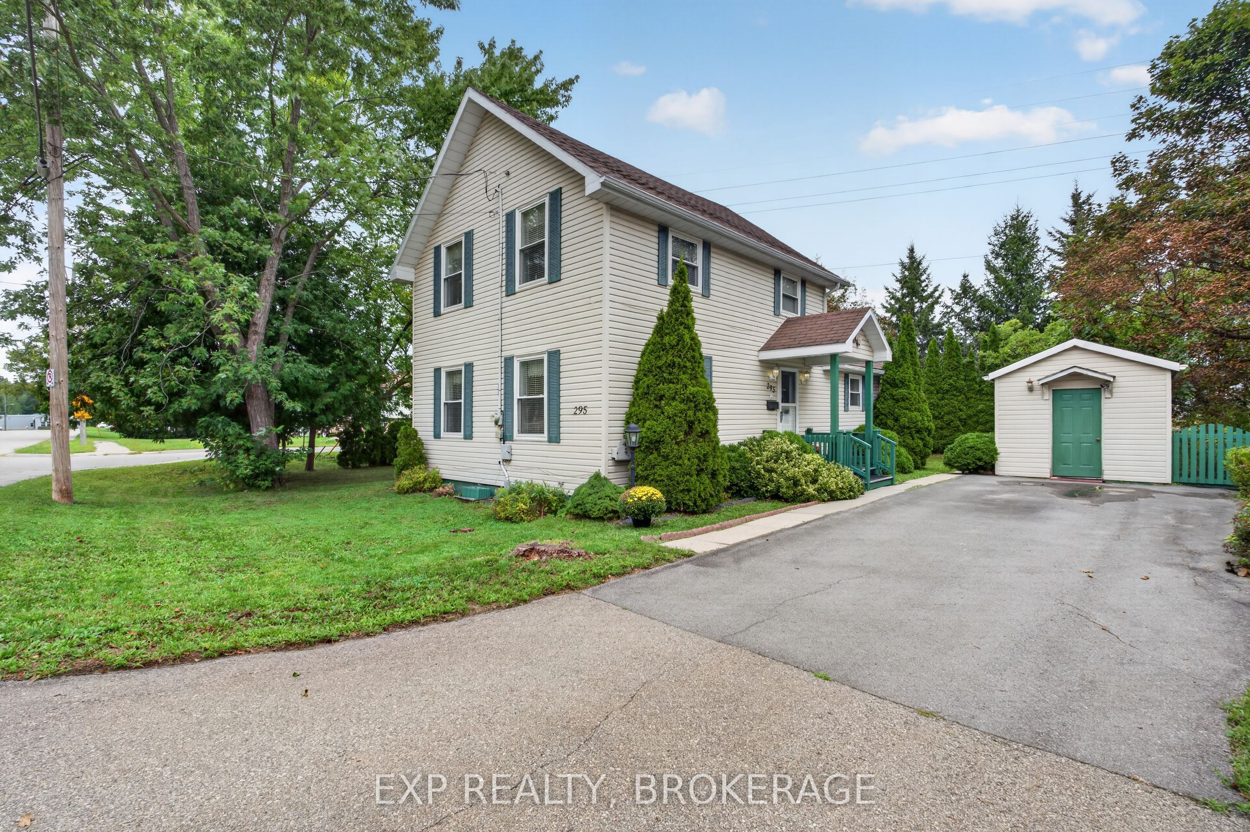 295 VICTORIA Avenue, Gananoque, ON K7G 2S3