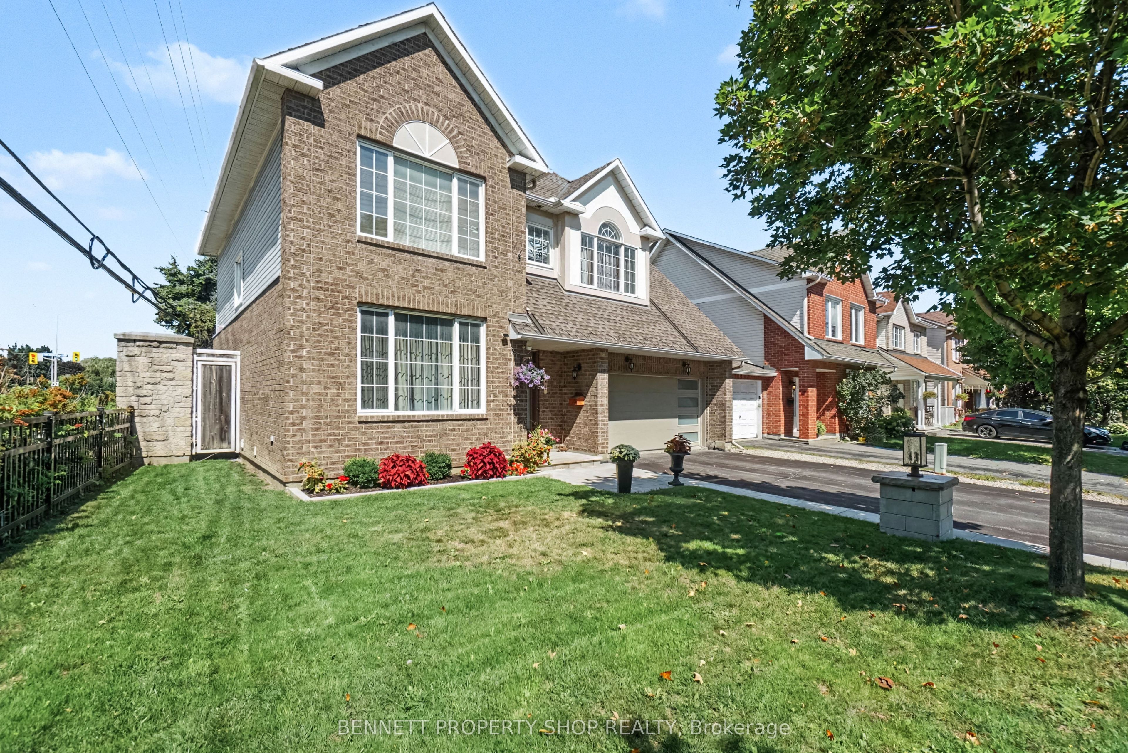 21 Summerwind Crescent, Barrhaven, ON K2G 6G6 photo 2