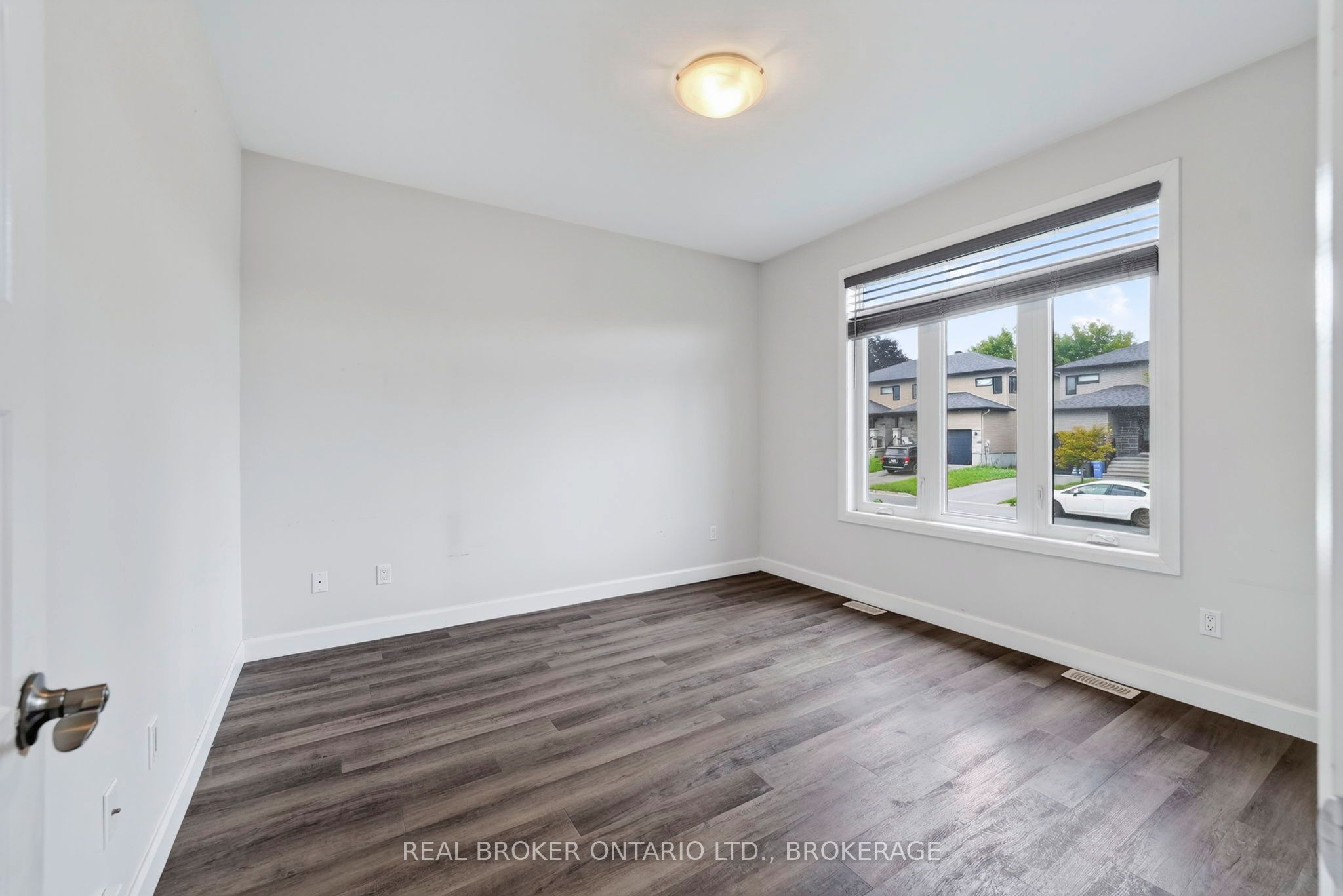 250 Lourdes Avenue, Cornwall, ON K6H 0E8 photo 5