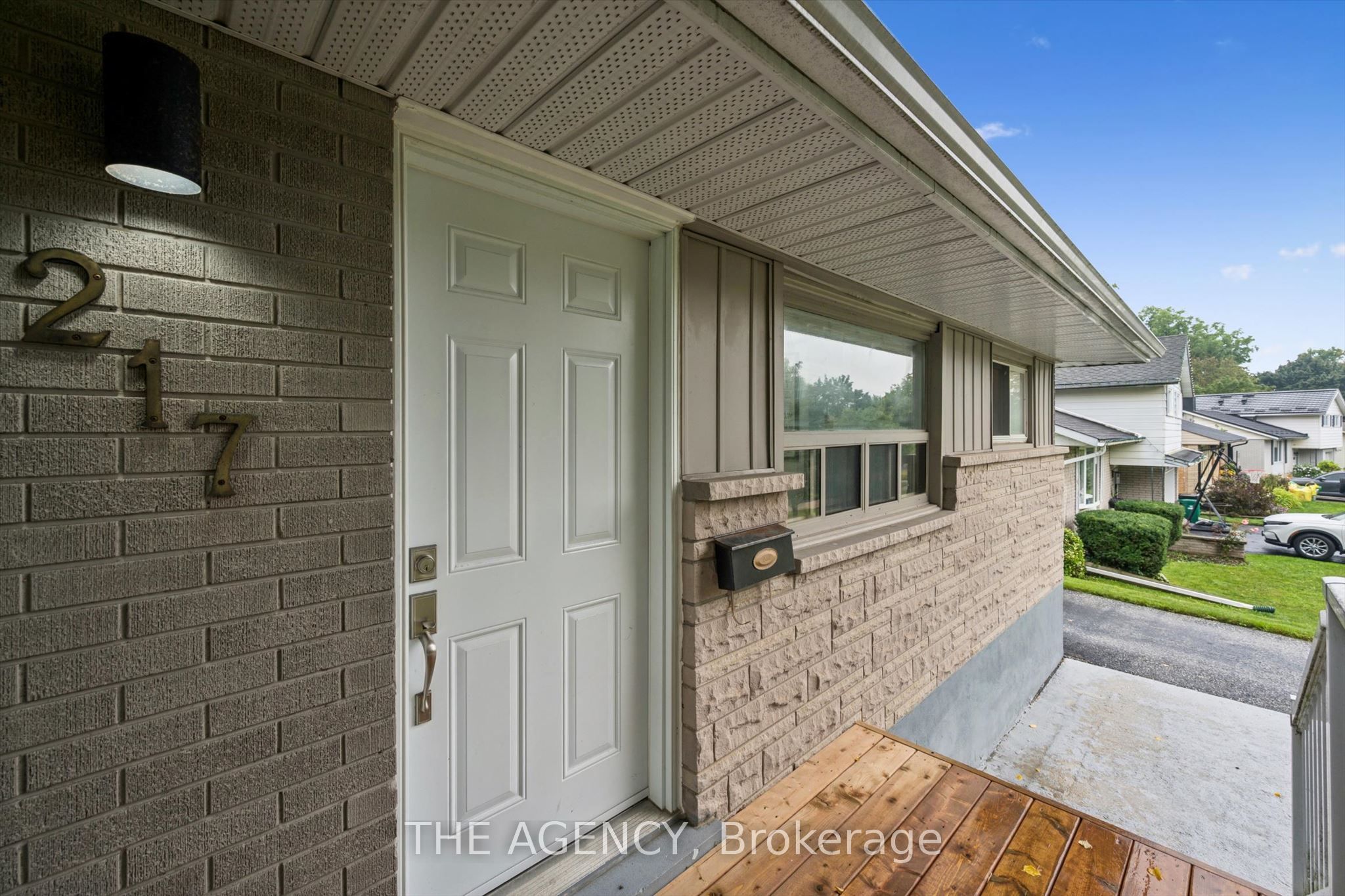 217 Mayfield Avenue, Waterloo, ON N2J 3S6 photo 4