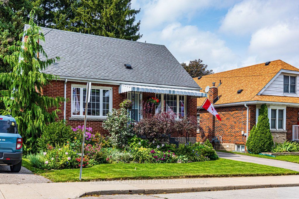 112 East 13th Street, Hamilton, ON L9A 3Z5 photo 2