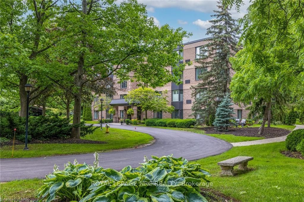 61 Paffard Street 202, Niagara-on-the-Lake, ON L0S 1J0 photo 2