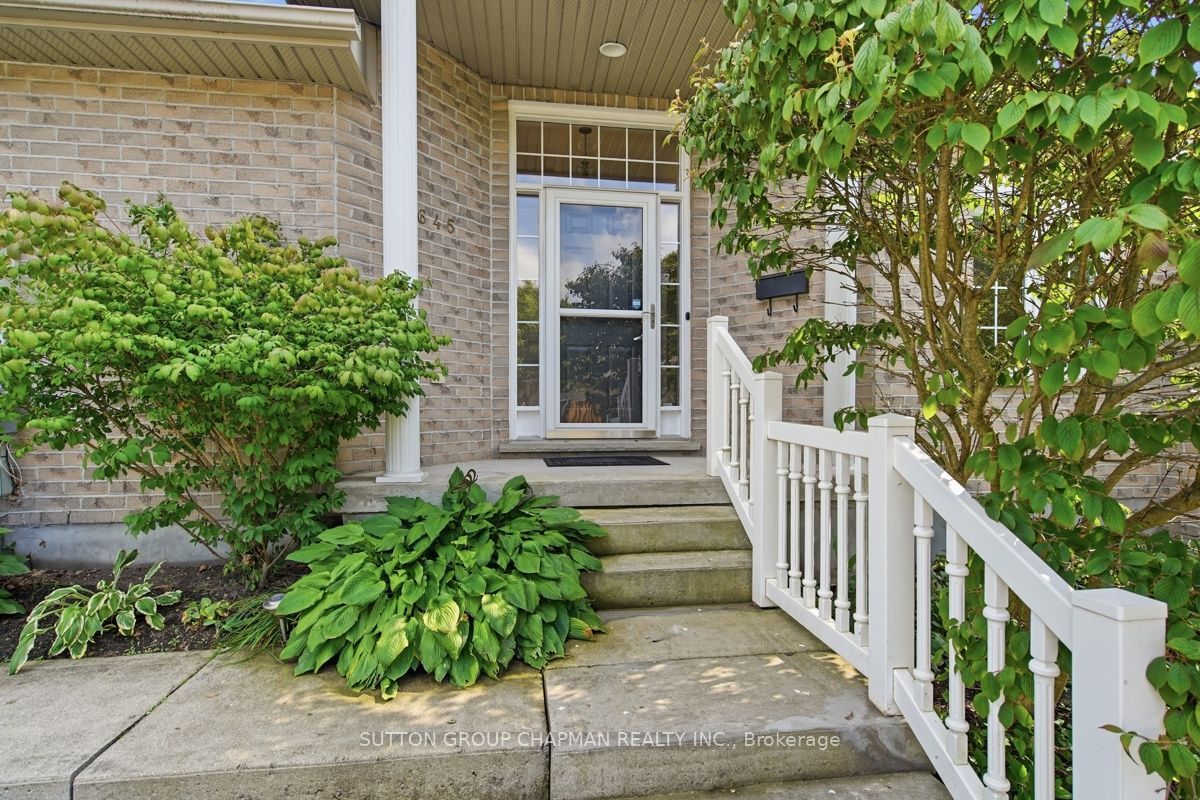 1645 Devos Drive, London North, ON N5X 4K8 photo 2