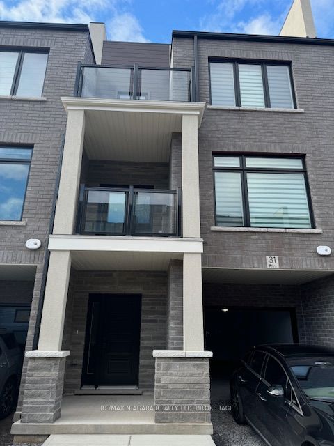 292 Vine Street, St. Catharines, ON L2M 0E1