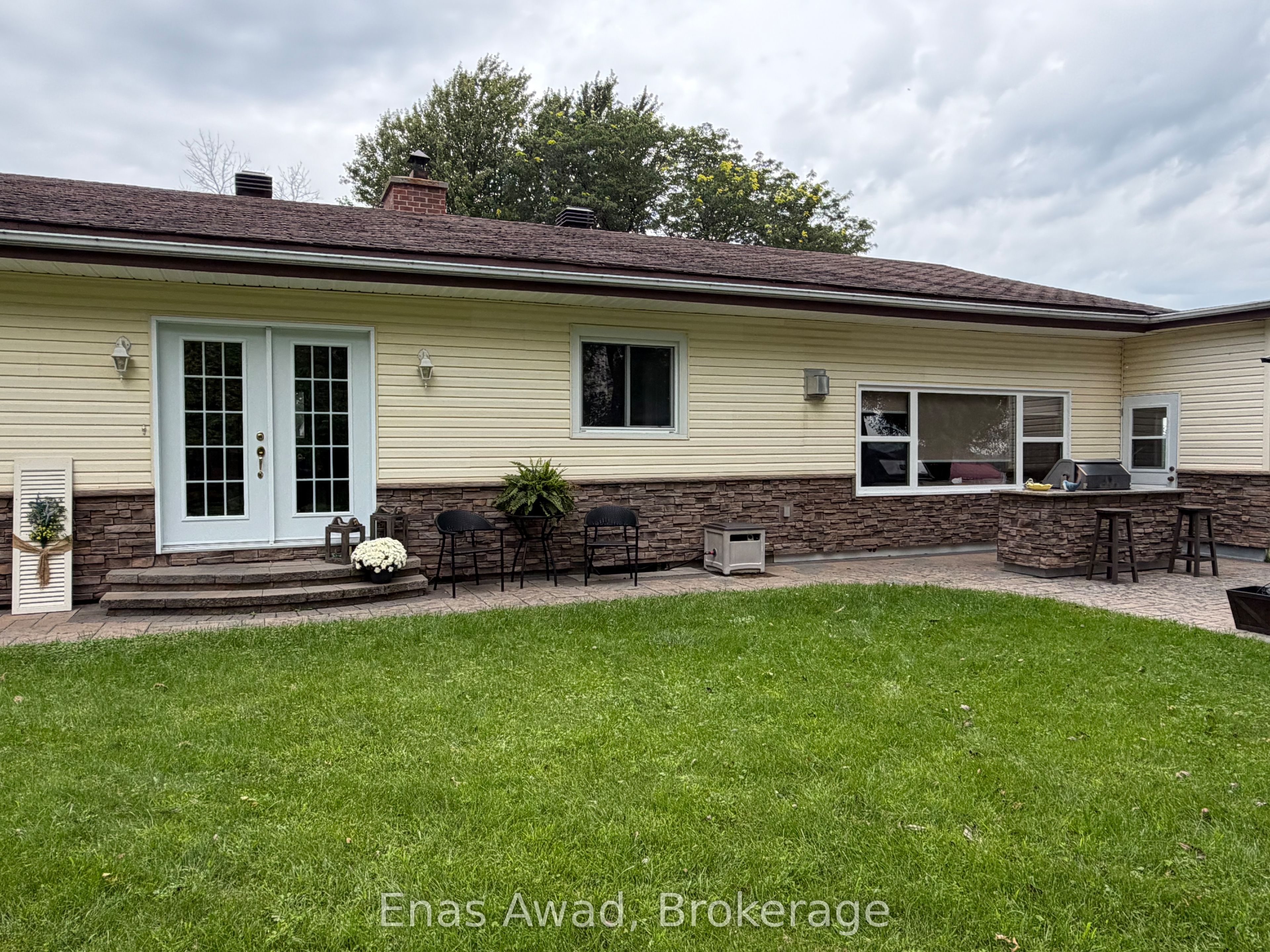 76 Hamilton Island Road, South Glengarry, ON K0C 2E0 photo 4