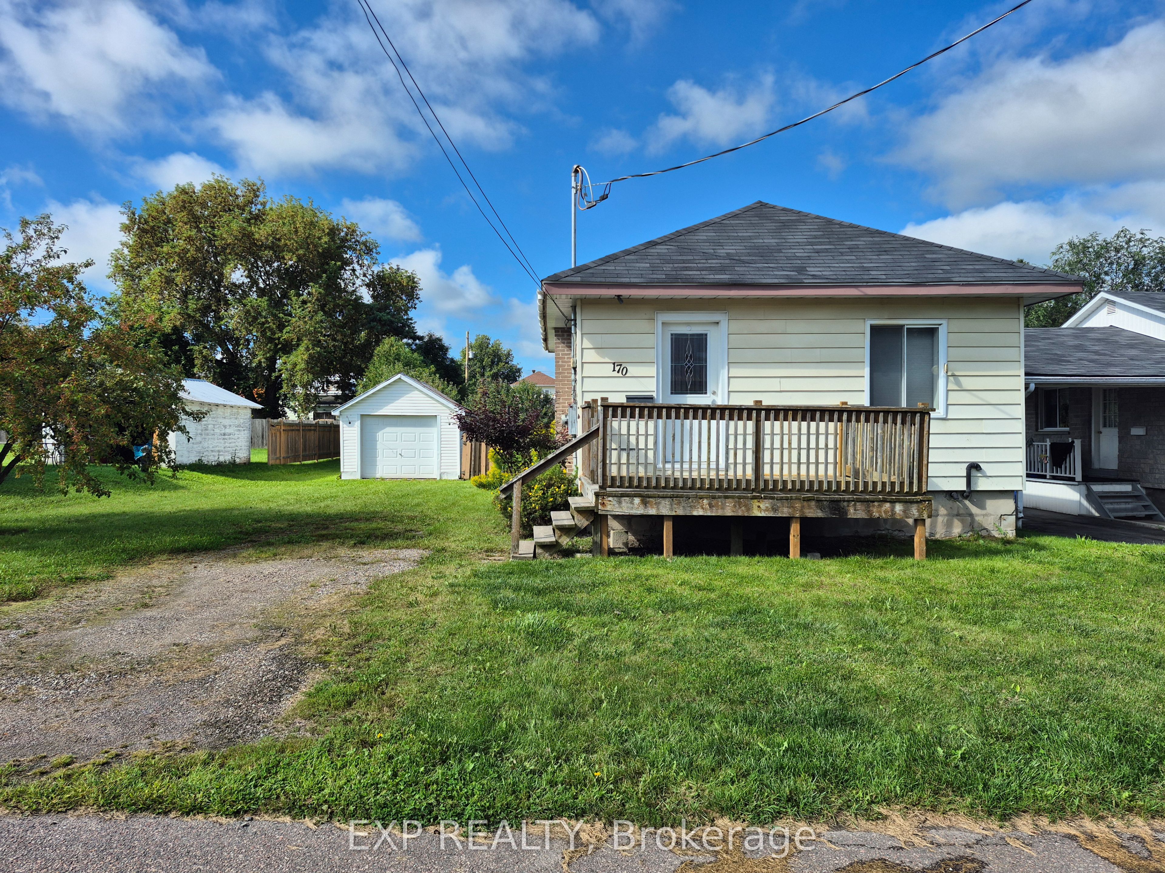 170 June Street, Renfrew, ON K7V 2K3 photo 2