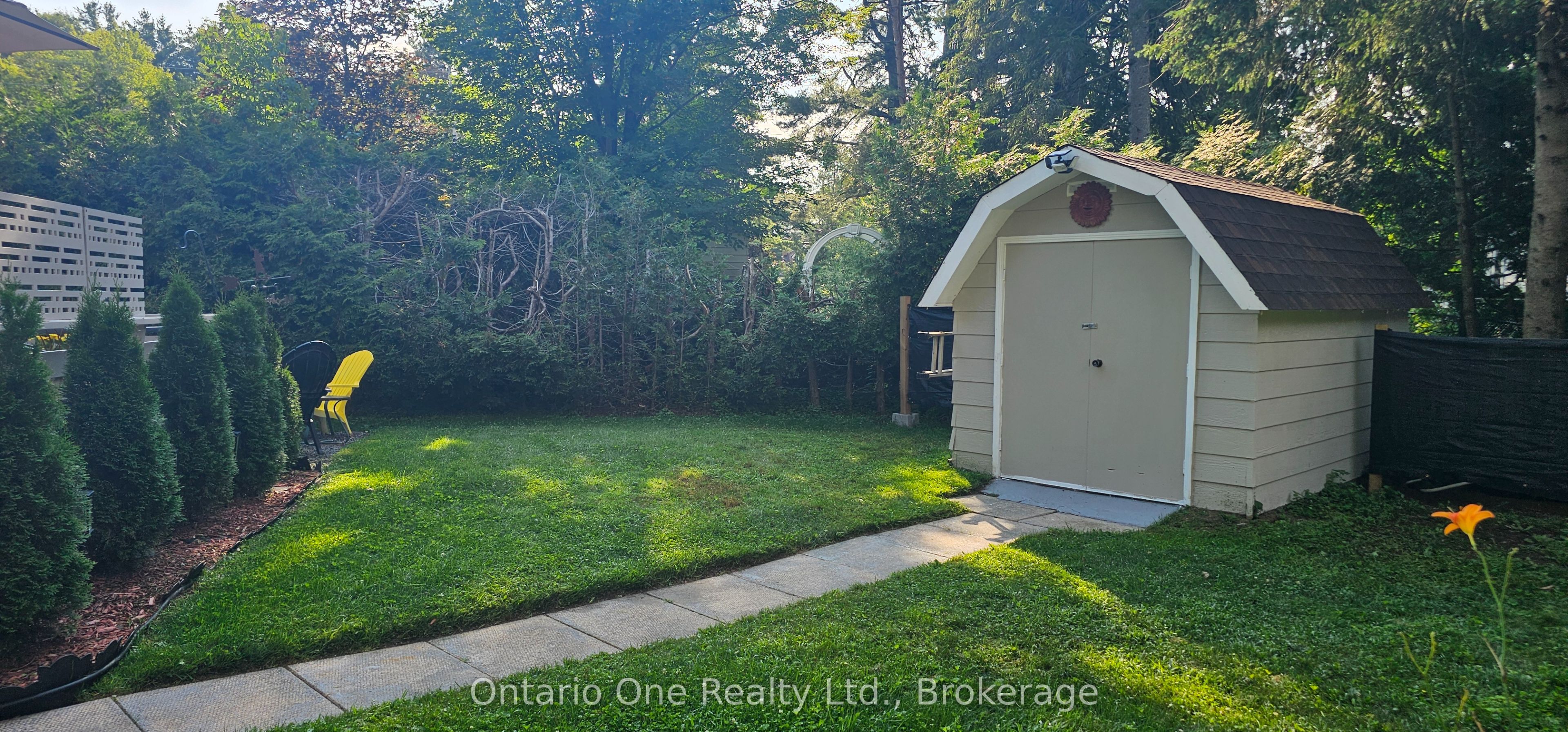 150 Lofty Pines Crescent, Gravenhurst, ON P1P 1M6 photo 4