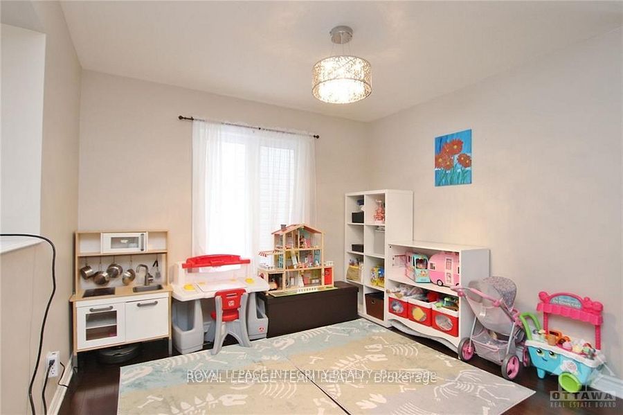 2799 Grand Canal Street, Barrhaven, ON K2J 0T2 photo 4