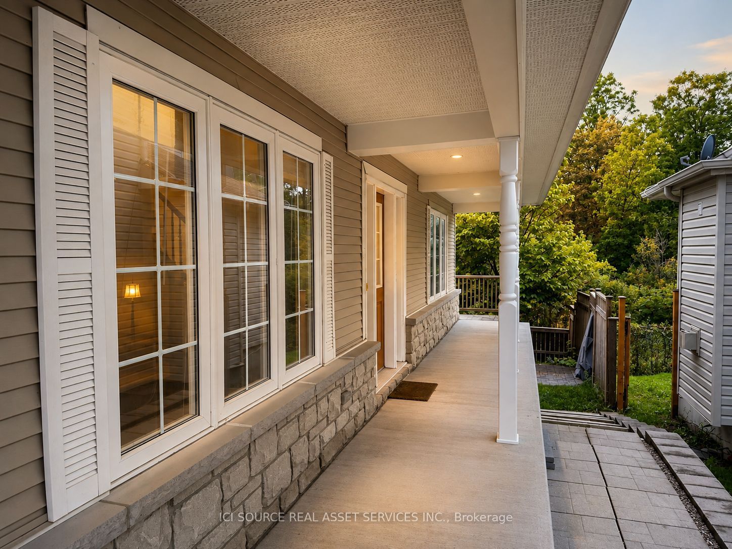 358 Wisteria Crescent, Hunt Club - Windsor Park Village and Area, ON K1V 0N9 photo 3