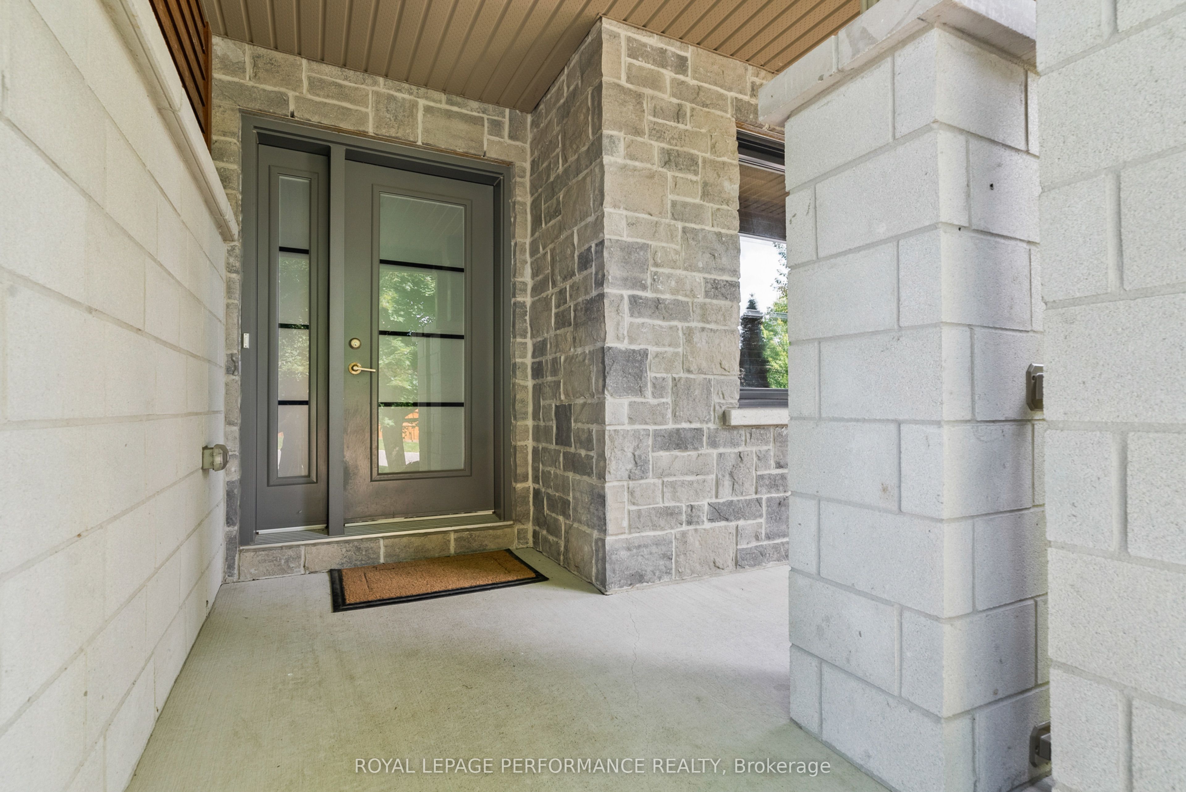 6 Brickyard Drive, Russell, ON K4R 0B2 photo 5