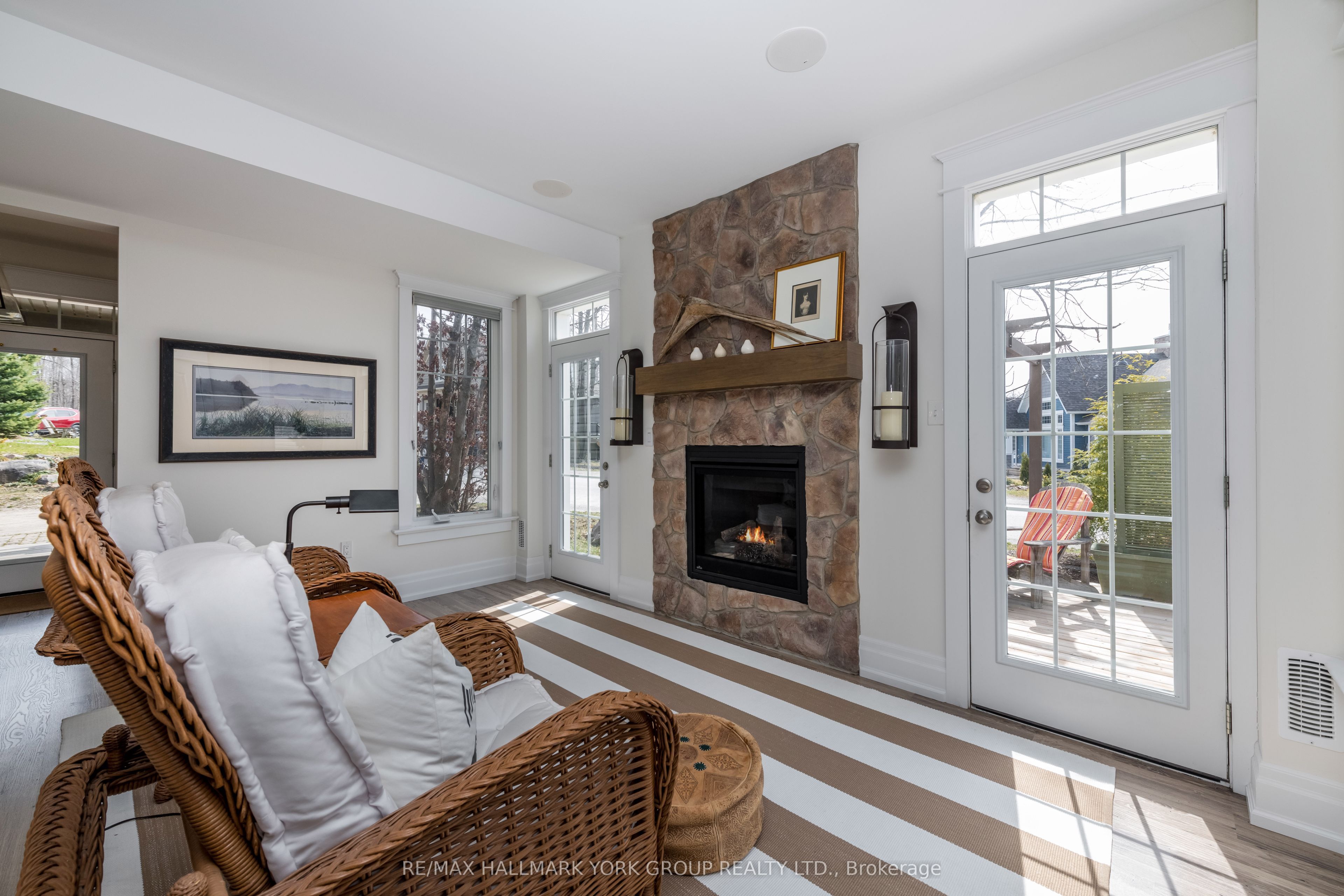 20 Marina Village Drive, Georgian Bay, ON L0K 1S0 photo 5