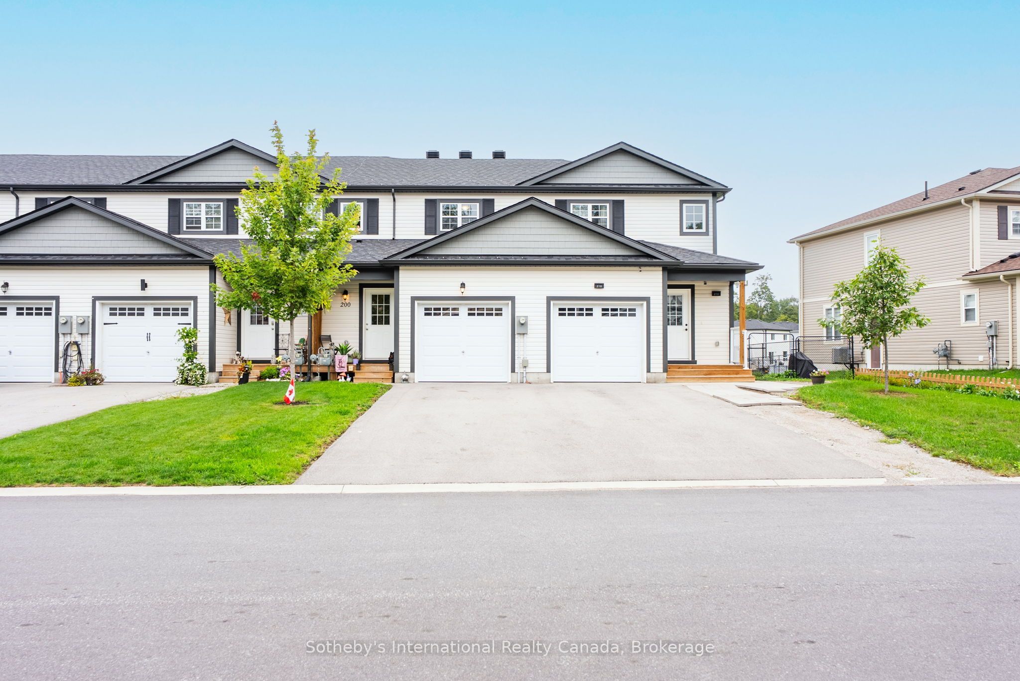 200 Daffodil Court, Gravenhurst, ON P1P 0B8