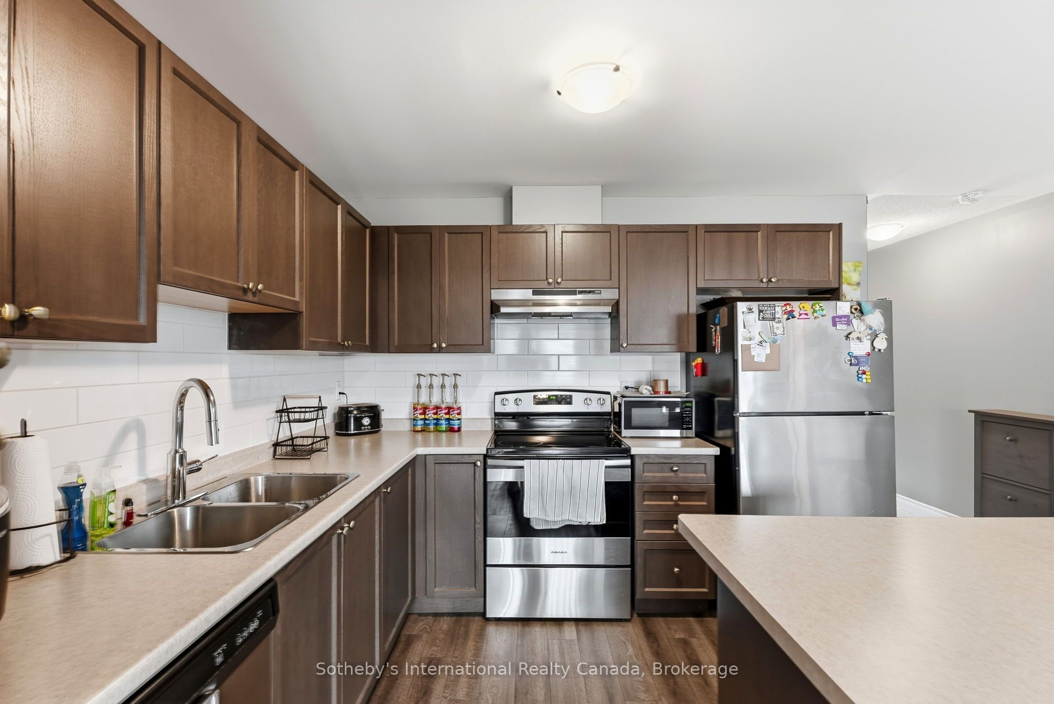 200 Daffodil Court, Gravenhurst, ON P1P 0B8 photo 4