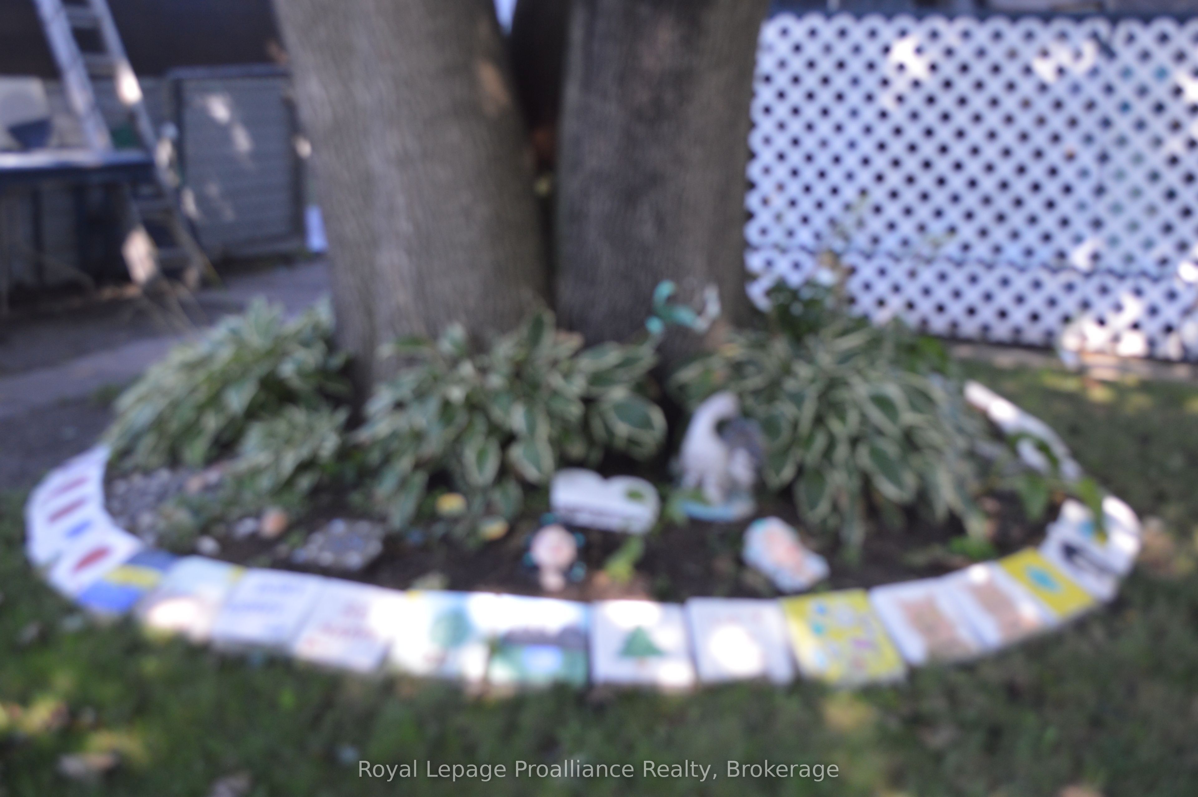 17 Warbler Lane, Quinte West, ON K8N 4Z3 photo 3