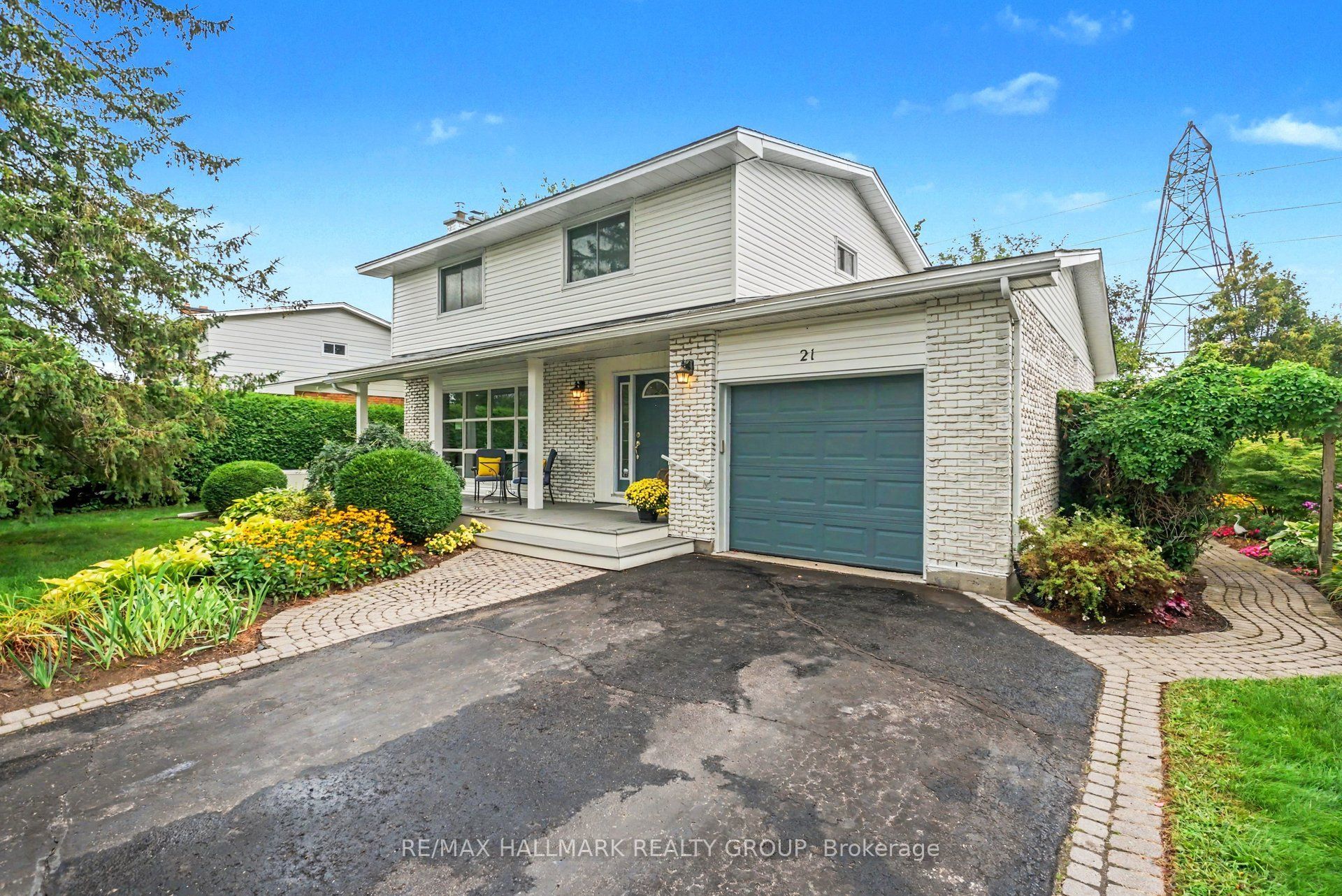 21 Cremona Crescent, South of Baseline to Knoxdale, ON K2G 0Z9 photo 2