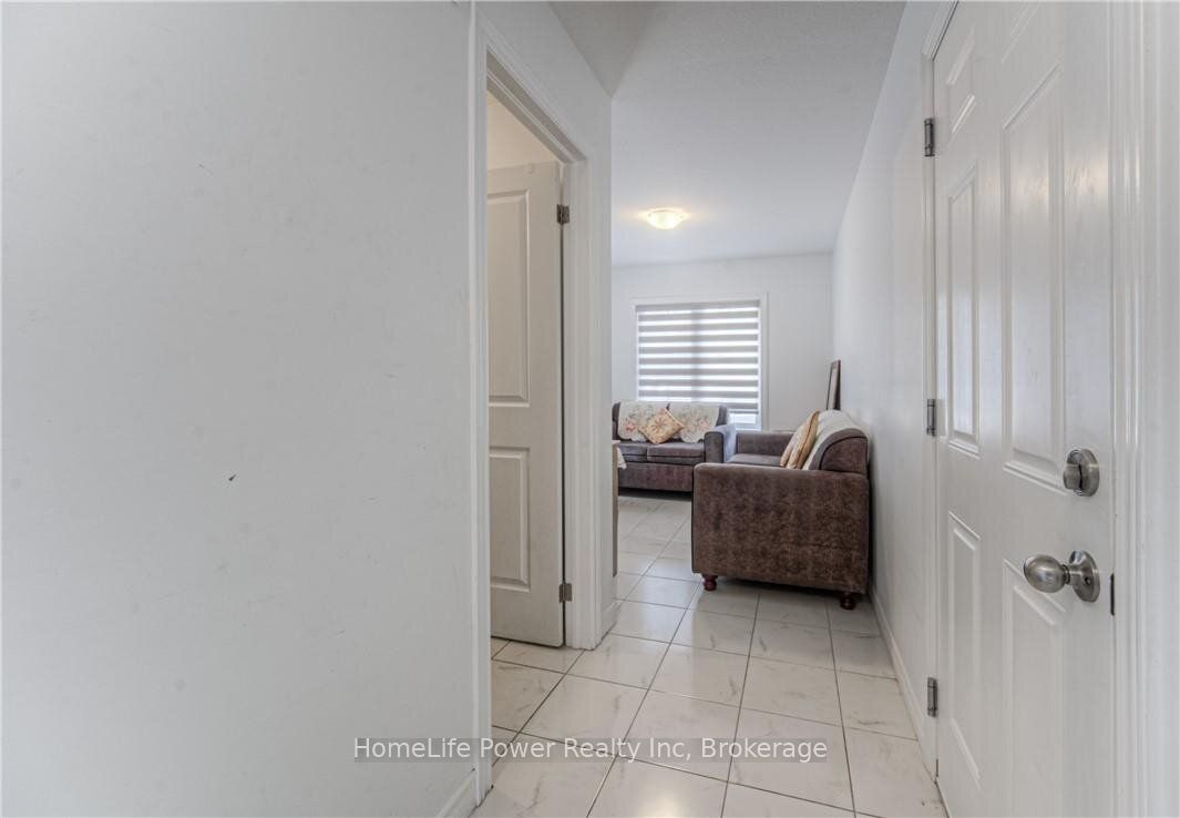 513 WOODLEA Court, Kitchener, ON N2R 1R7 photo 5