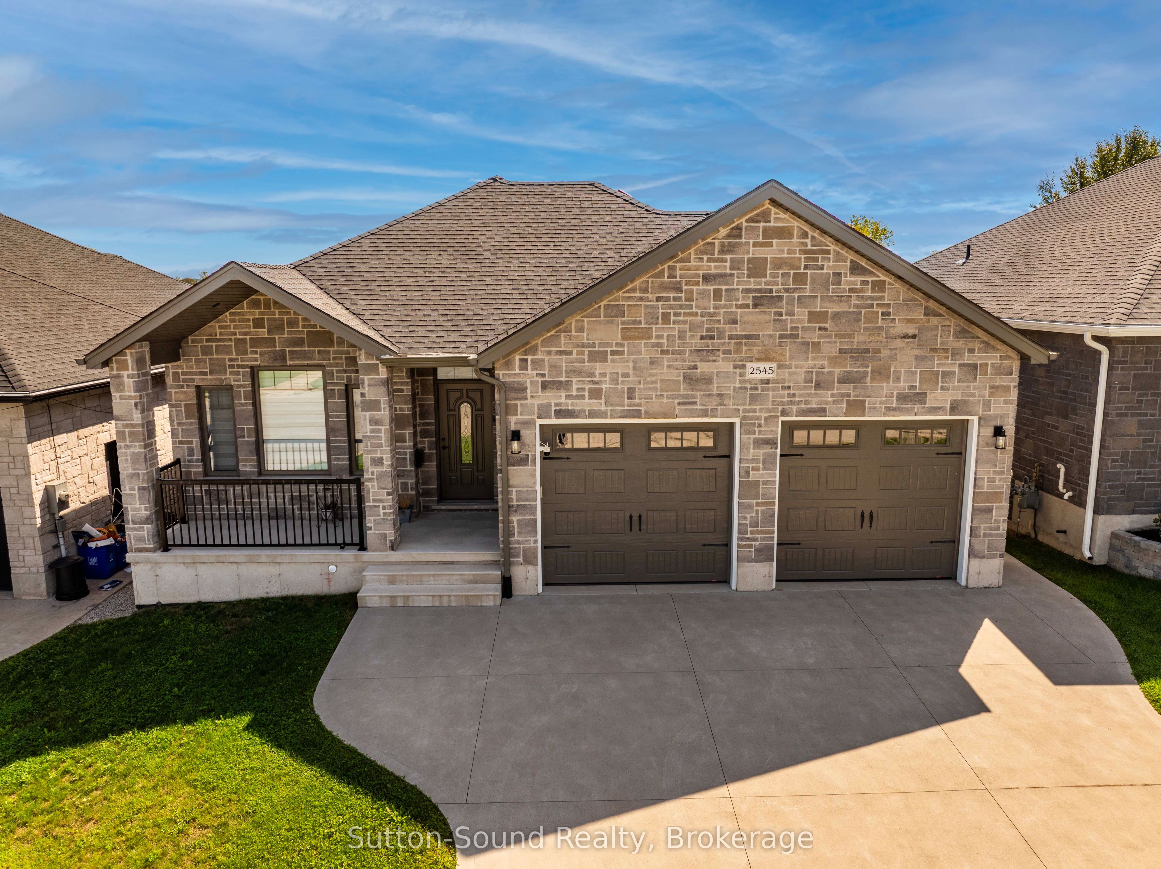 2545 9th Avenue E, Owen Sound, ON N4K 3G6
