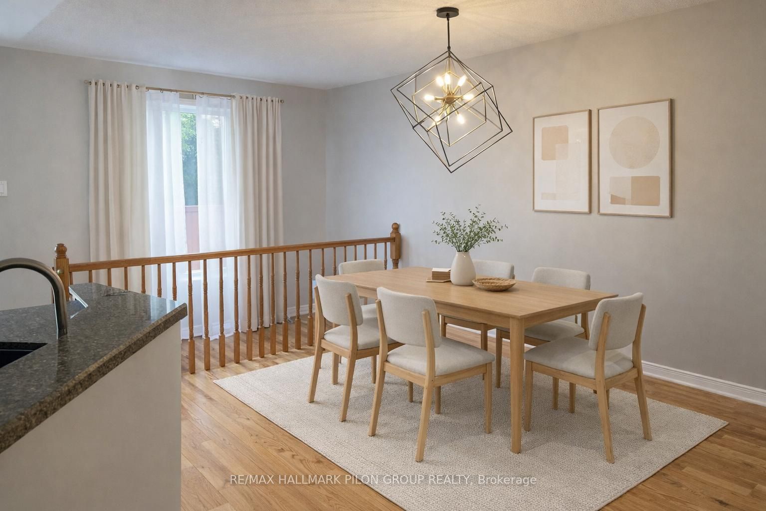 1577 Duplante Avenue, Orleans - Cumberland and Area, ON K4A 4A1 photo 3