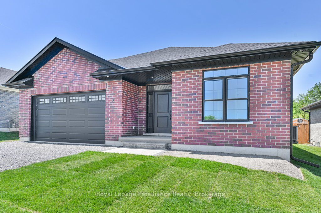 8 Dunmor Street, Stirling-Rawdon, ON K0K 3E0 photo 3