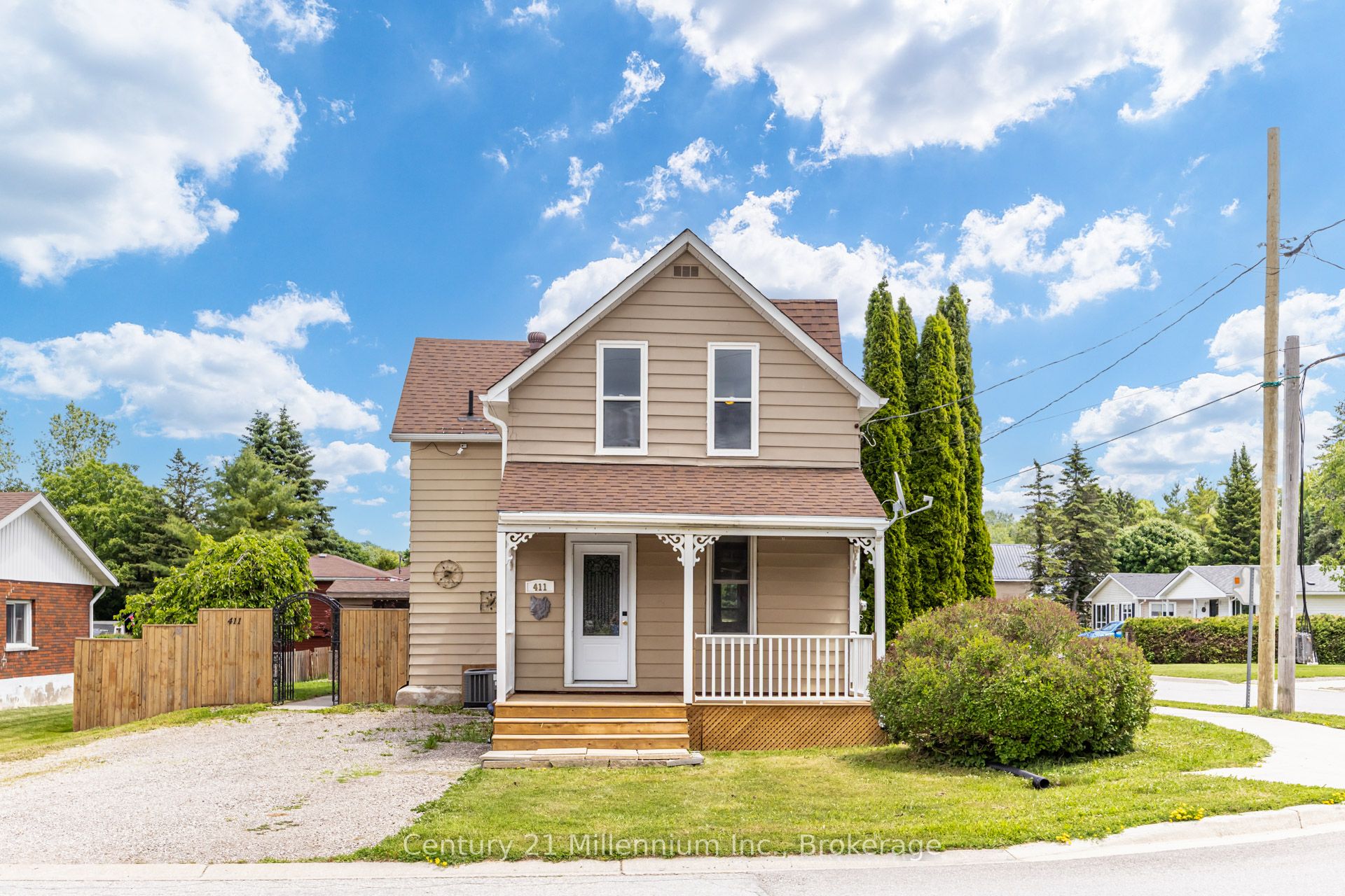 411 Taylor Street, South Bruce Peninsula, ON N0H 2T0 photo 2