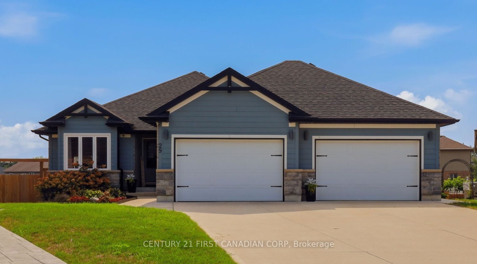 29 Nicoles Trail, Thames Centre, ON N0M 2P0