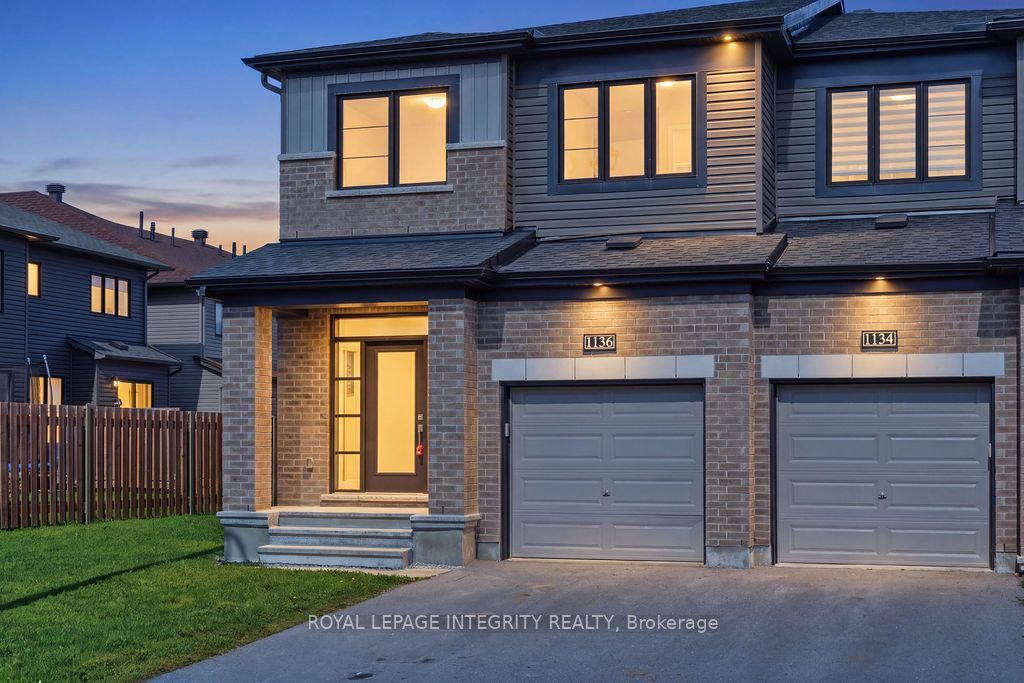 1136 SPEEDVALE Court, Kanata, ON K2T 0H9 photo 2