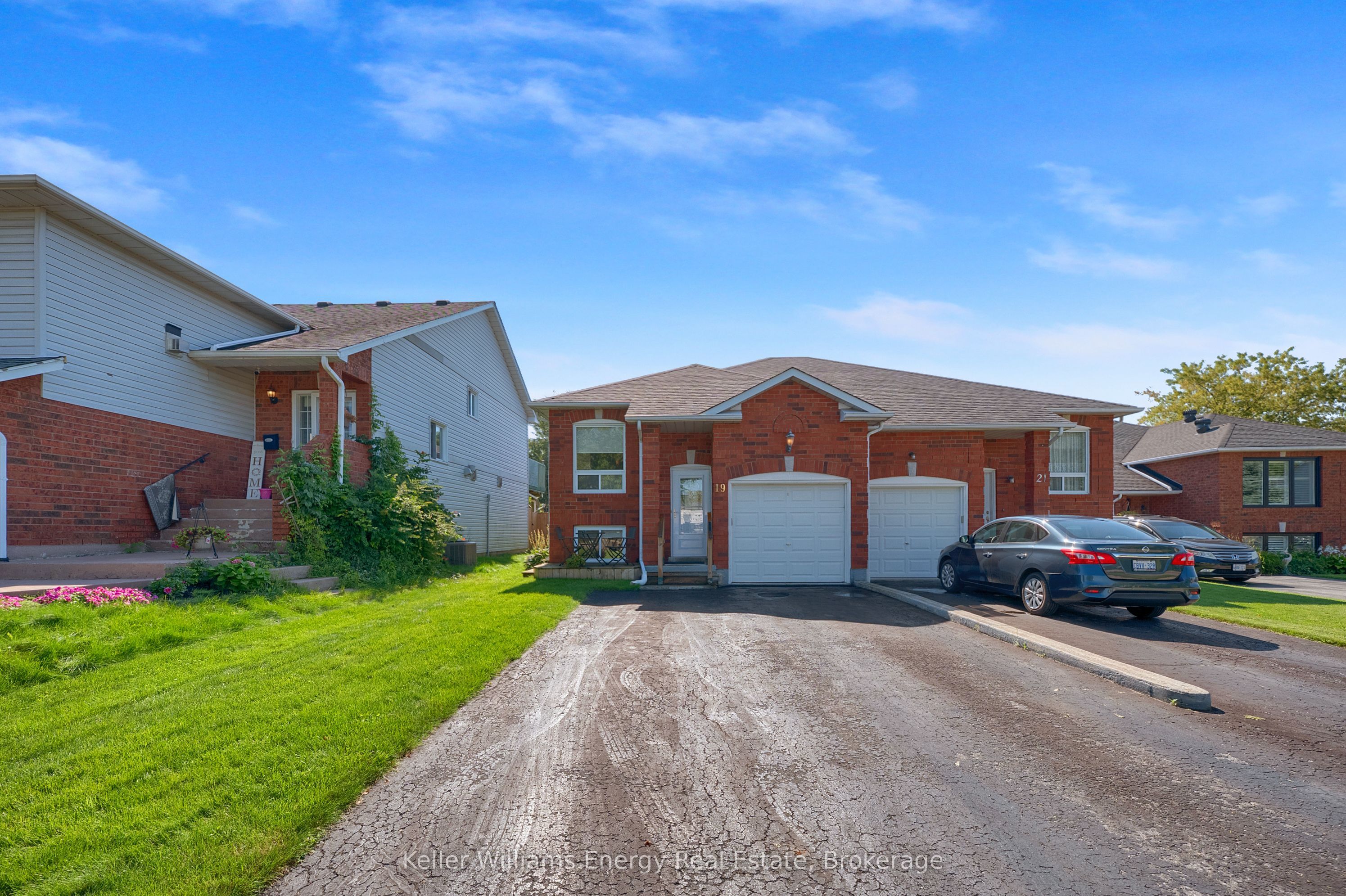 19 Ballantine Street, Cobourg, ON K9A 5G8 photo 2
