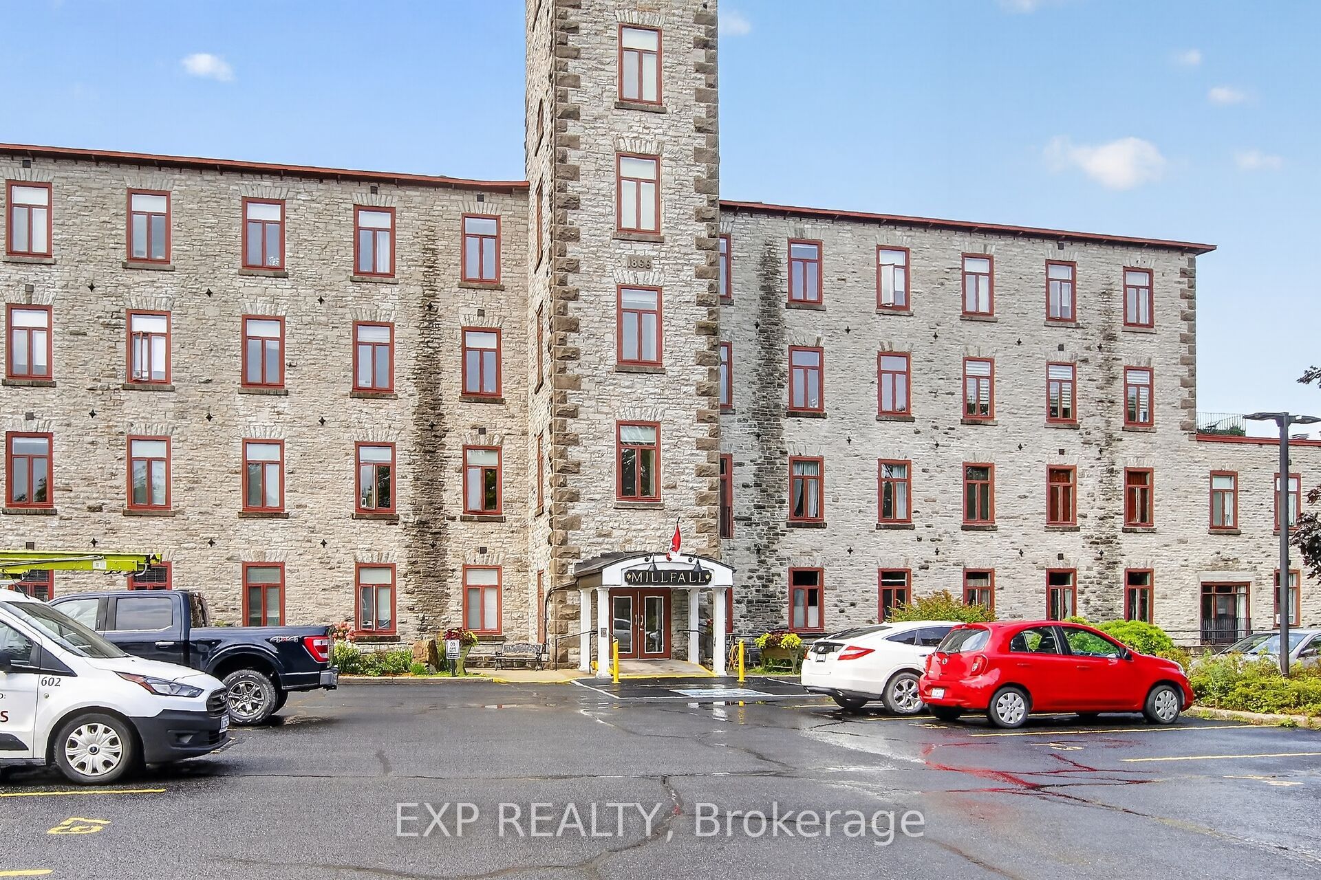1 Rosamond Street E 405, Mississippi Mills, ON K0A 0A0 photo 2