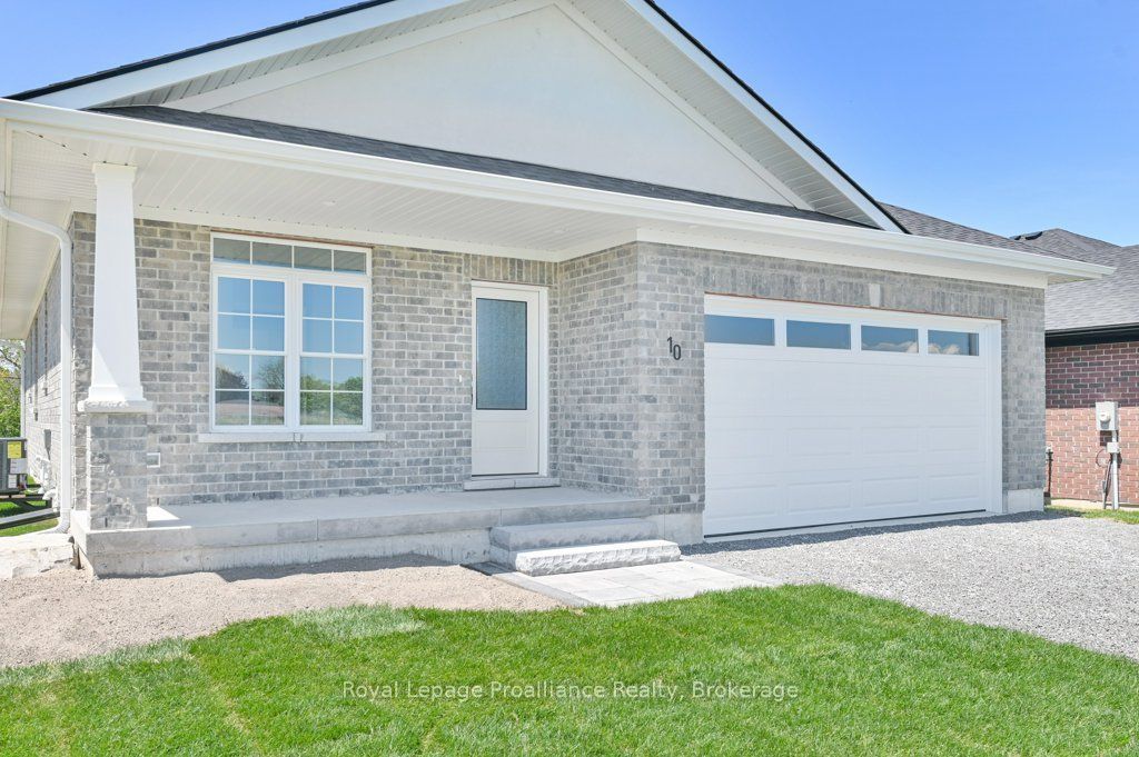 10 Dunmor Street, Stirling-Rawdon, ON K0K 3E0 photo 3