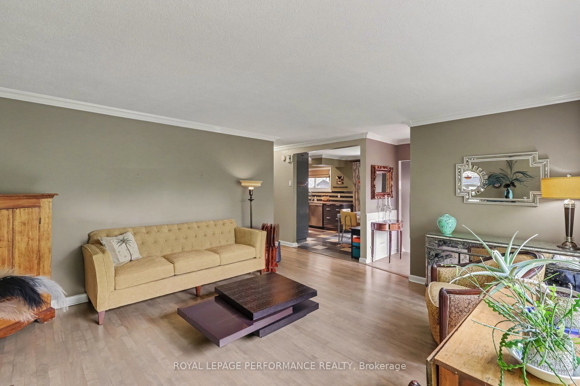 1147 Parkway Drive, Parkway Park - Queensway Terrace S and Area, ON K2C 2W1 photo 5