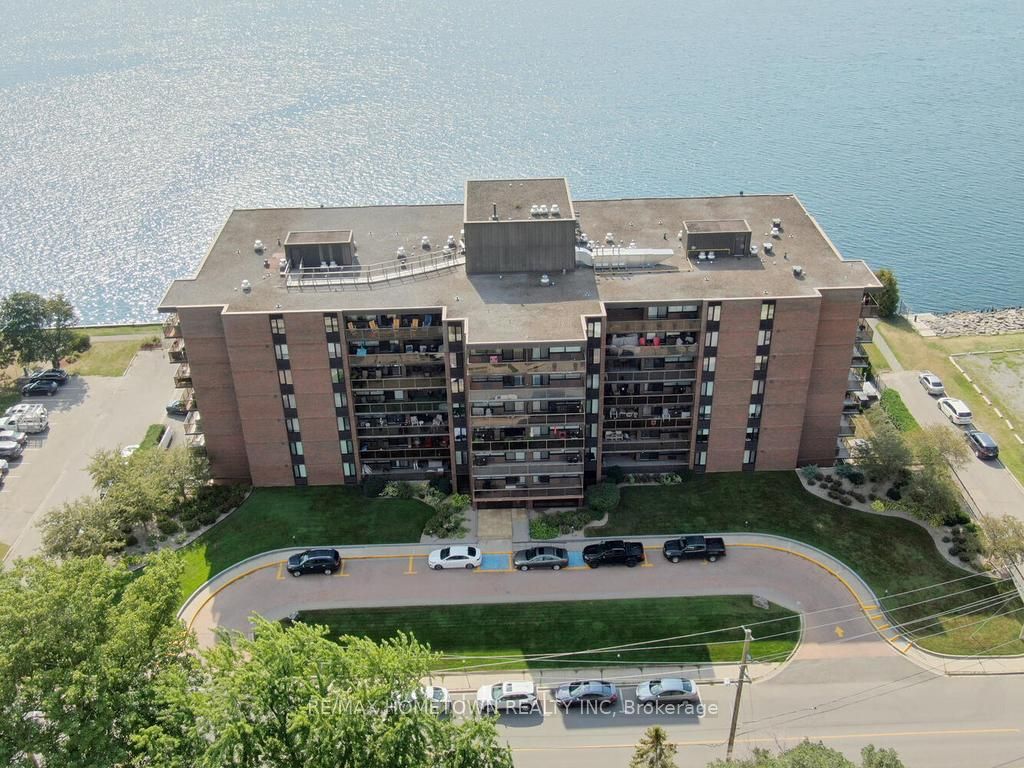 55 Water Street E 805, Brockville, ON K6V 1A3 photo 2