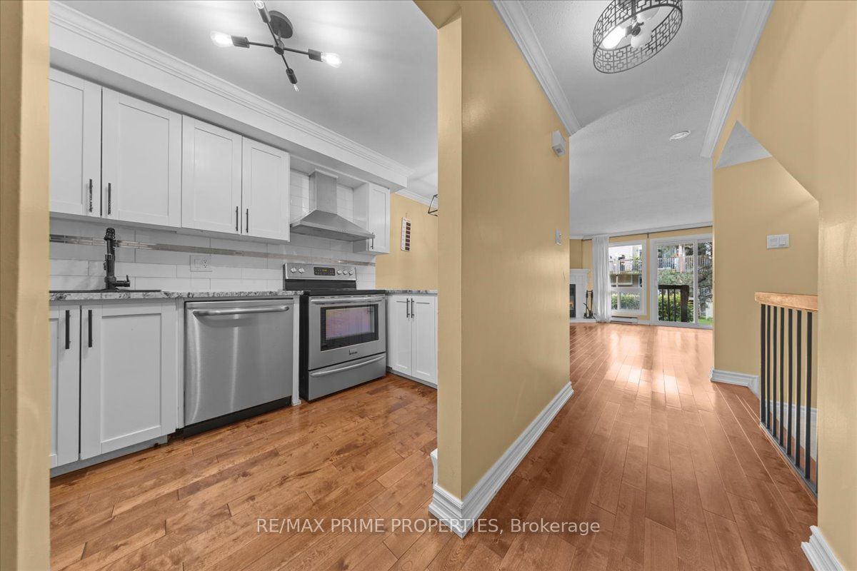 6702 Jeanne Darc Boulevard N A, Orleans - Convent Glen and Area, ON K1C 6E9 photo 5