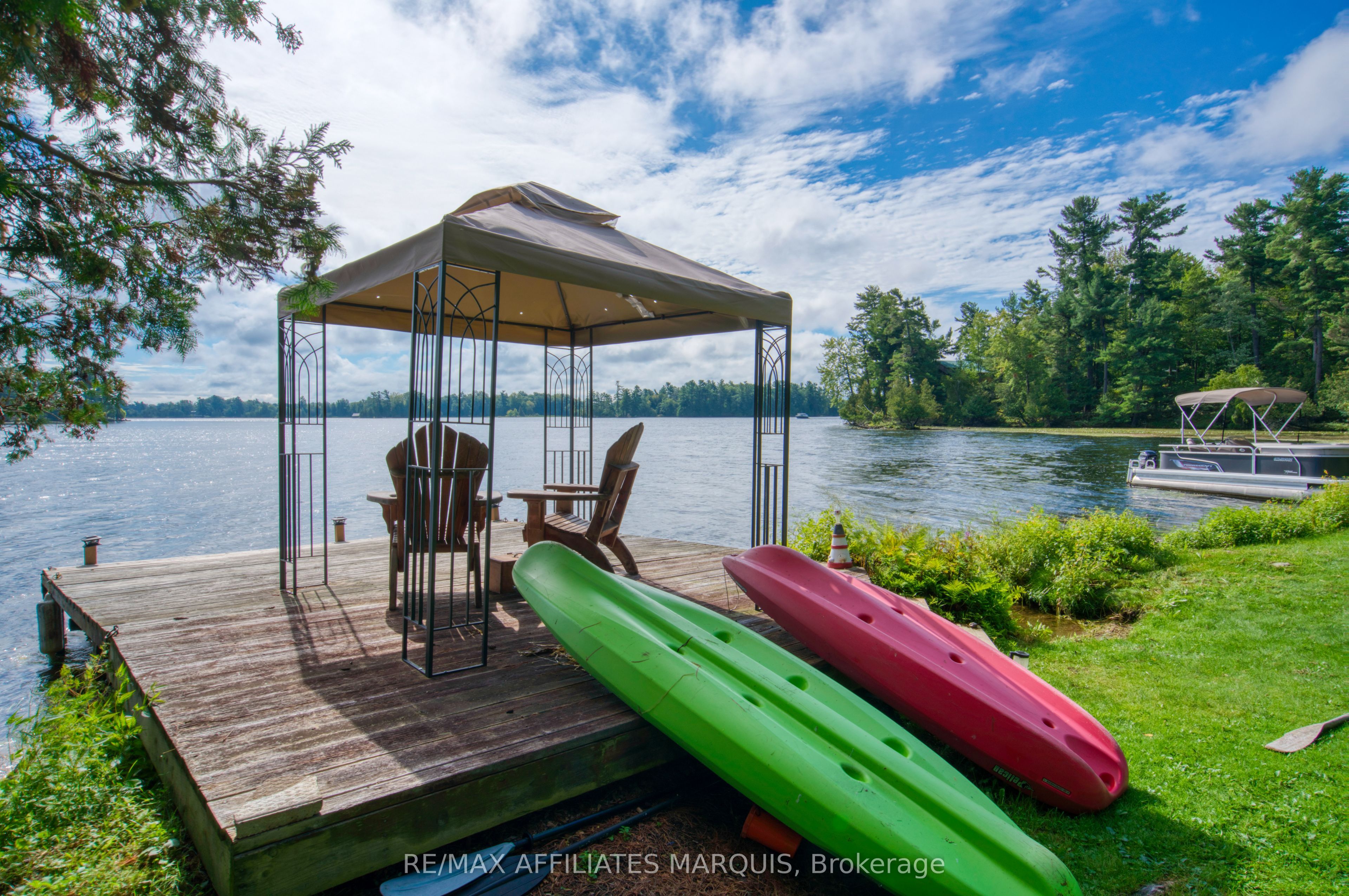 54 Thompson Lane, Rideau Lakes, ON K0G 1P0 photo 2