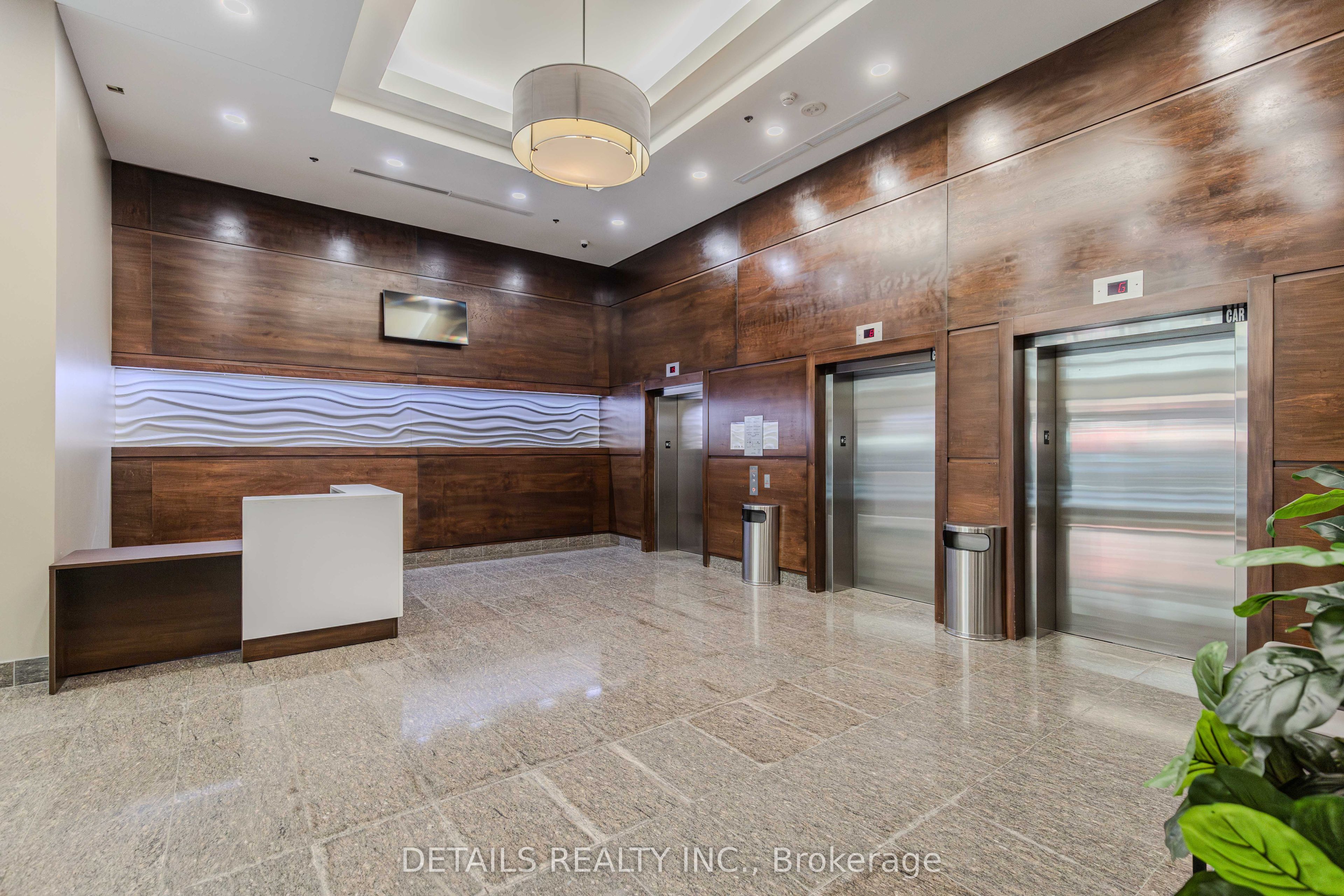 238 Besserer Street 607, Lower Town - Sandy Hill, ON K1N 6B1 photo 4